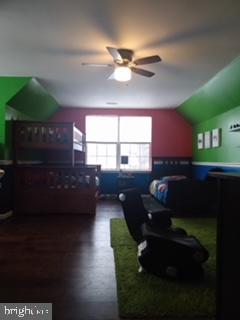 CONSTITUTION HILLS - Residential