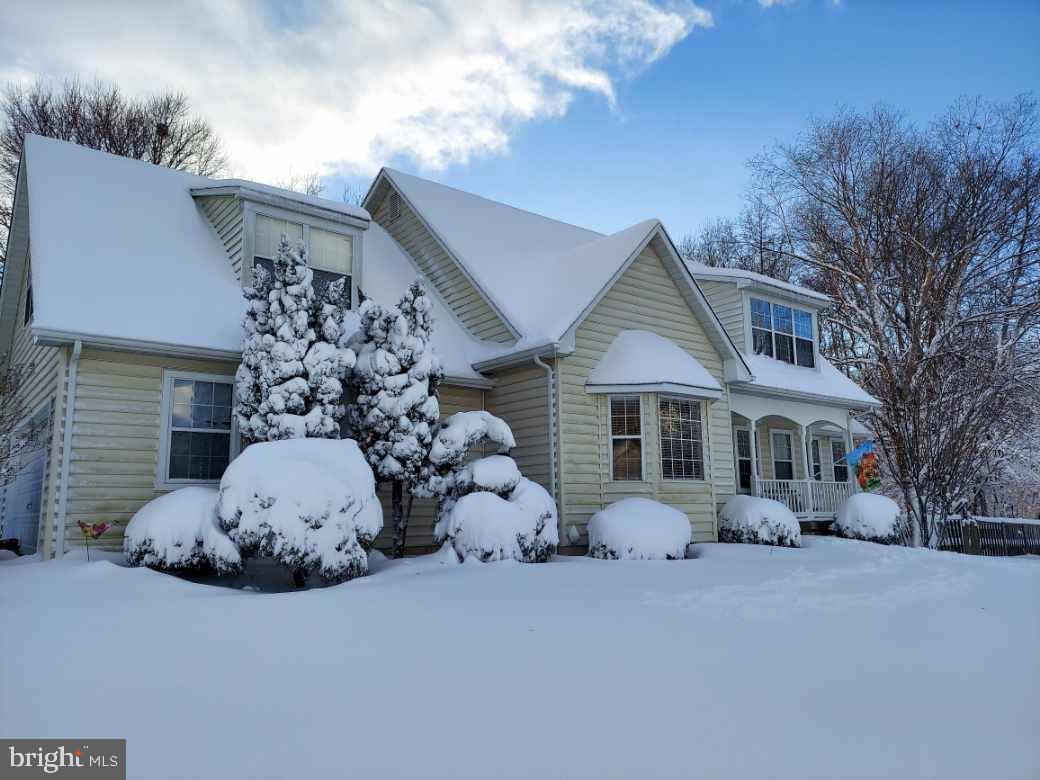 CONSTITUTION HILLS - Residential