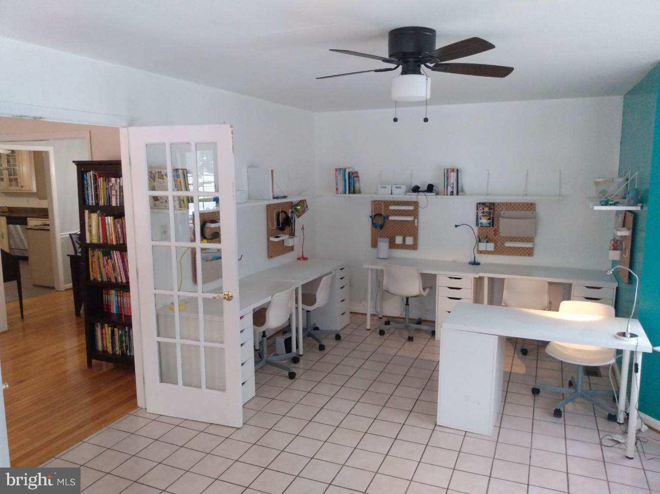 CONSTITUTION HILLS - Residential