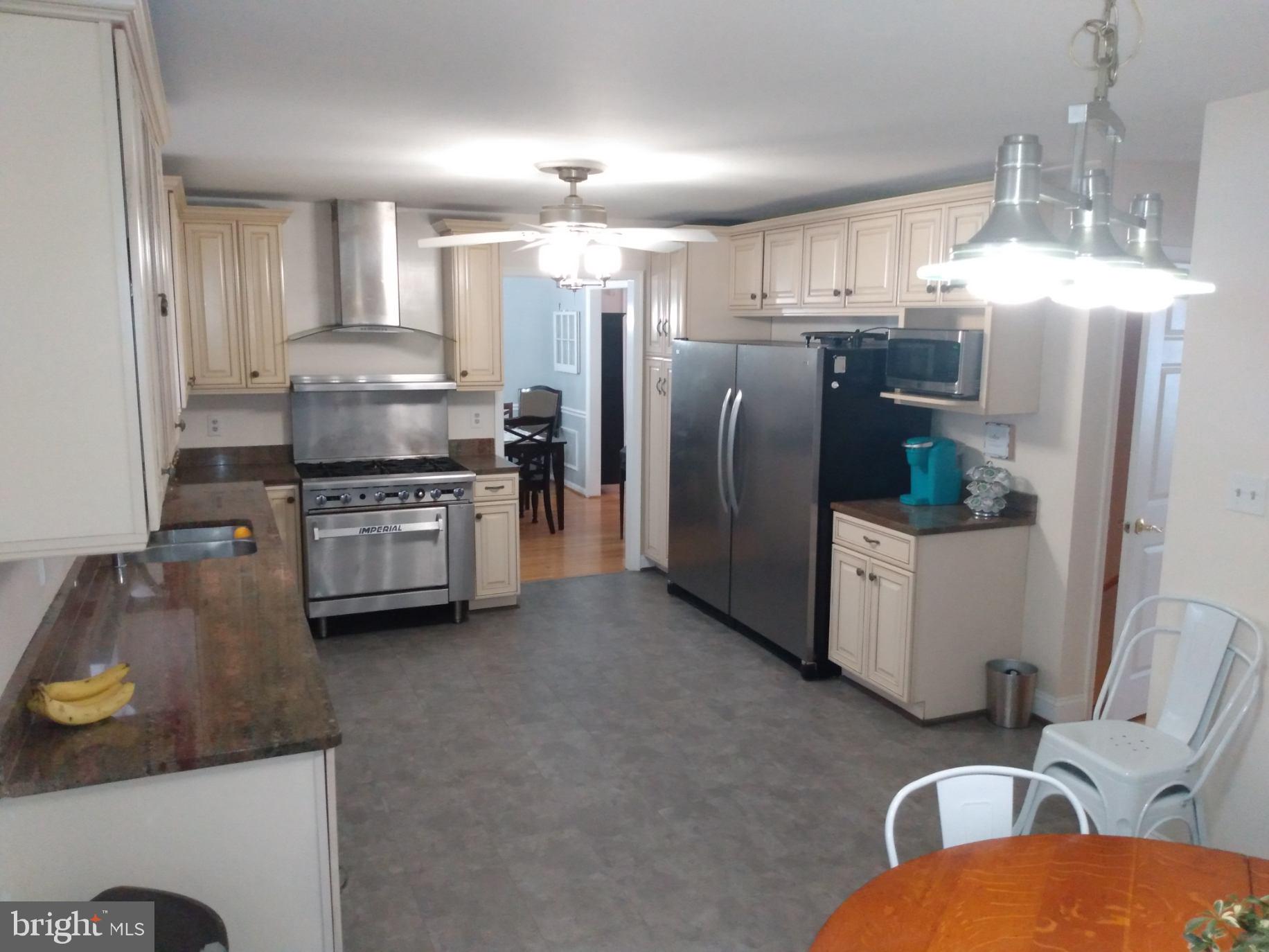 CONSTITUTION HILLS - Residential