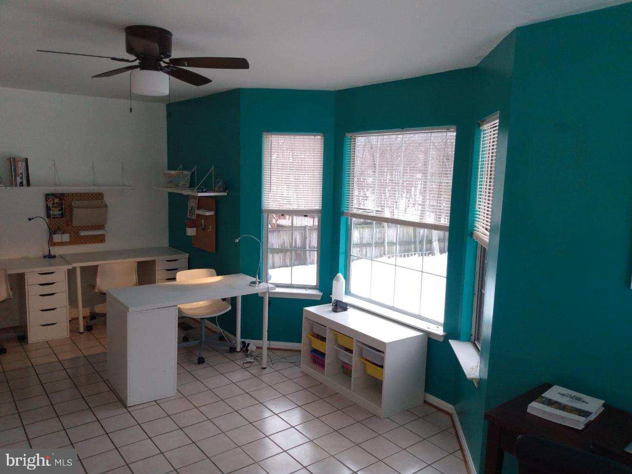 CONSTITUTION HILLS - Residential