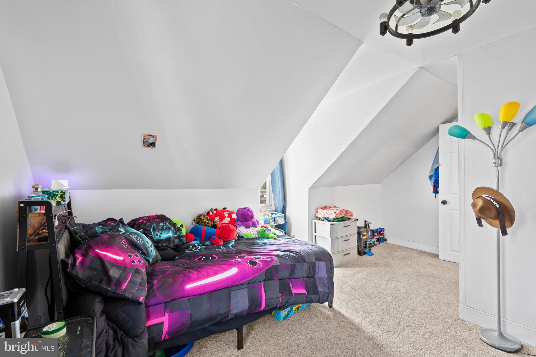 HOLMESBURG - Residential