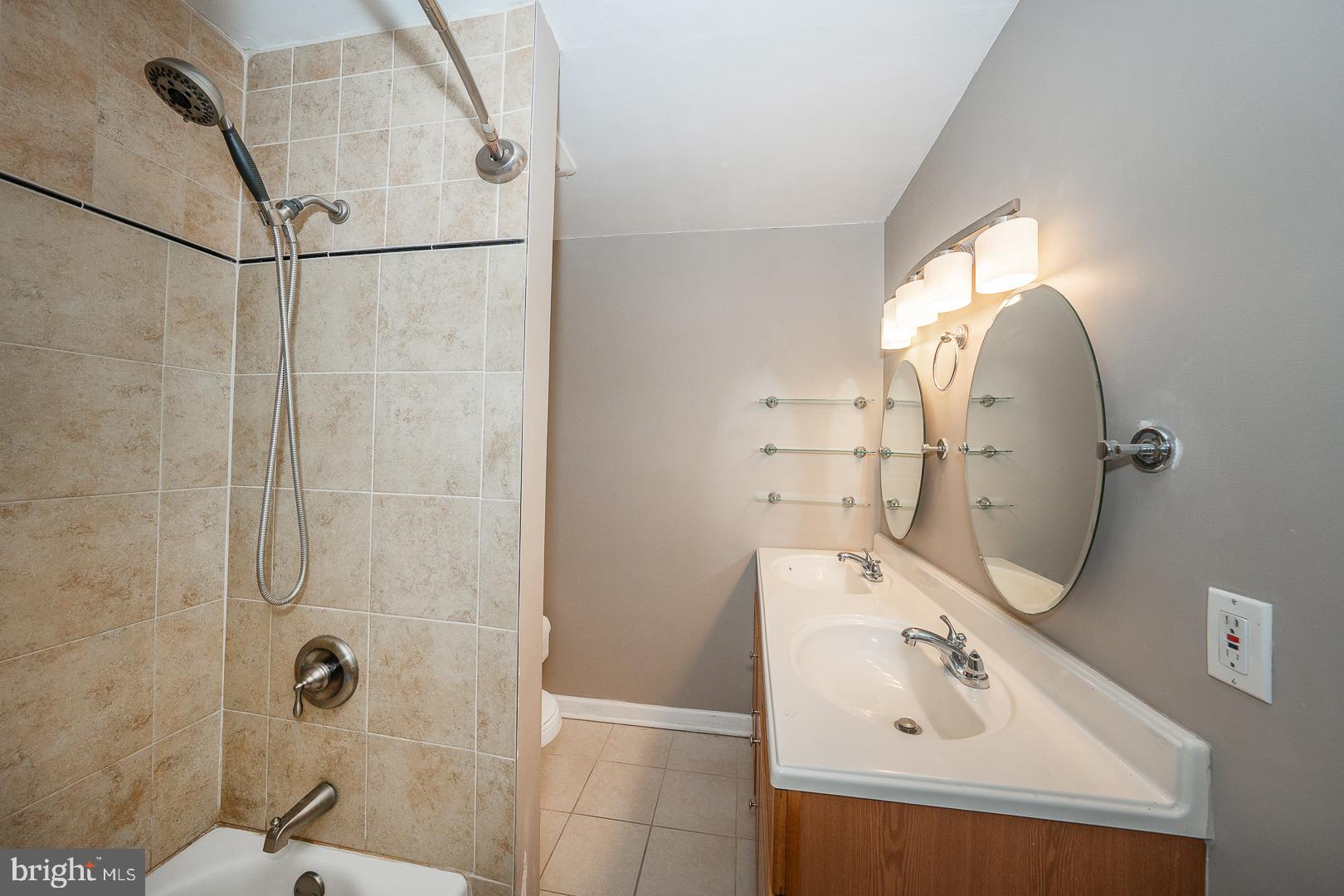 INDIAN KING - Residential