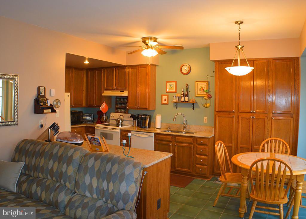 SUTHERLAND SQUARE - Residential