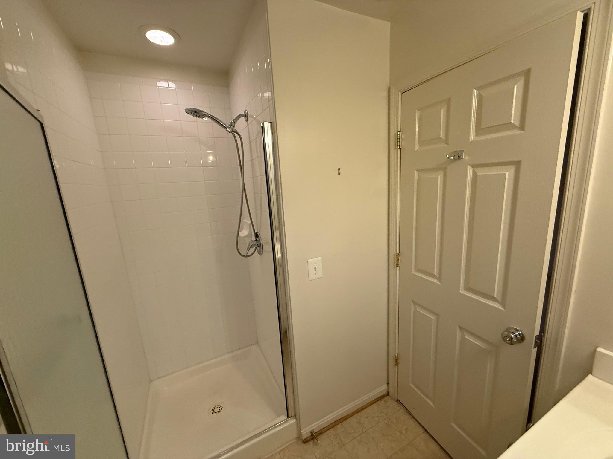 PARKSIDE AT DULLES - Residential Lease