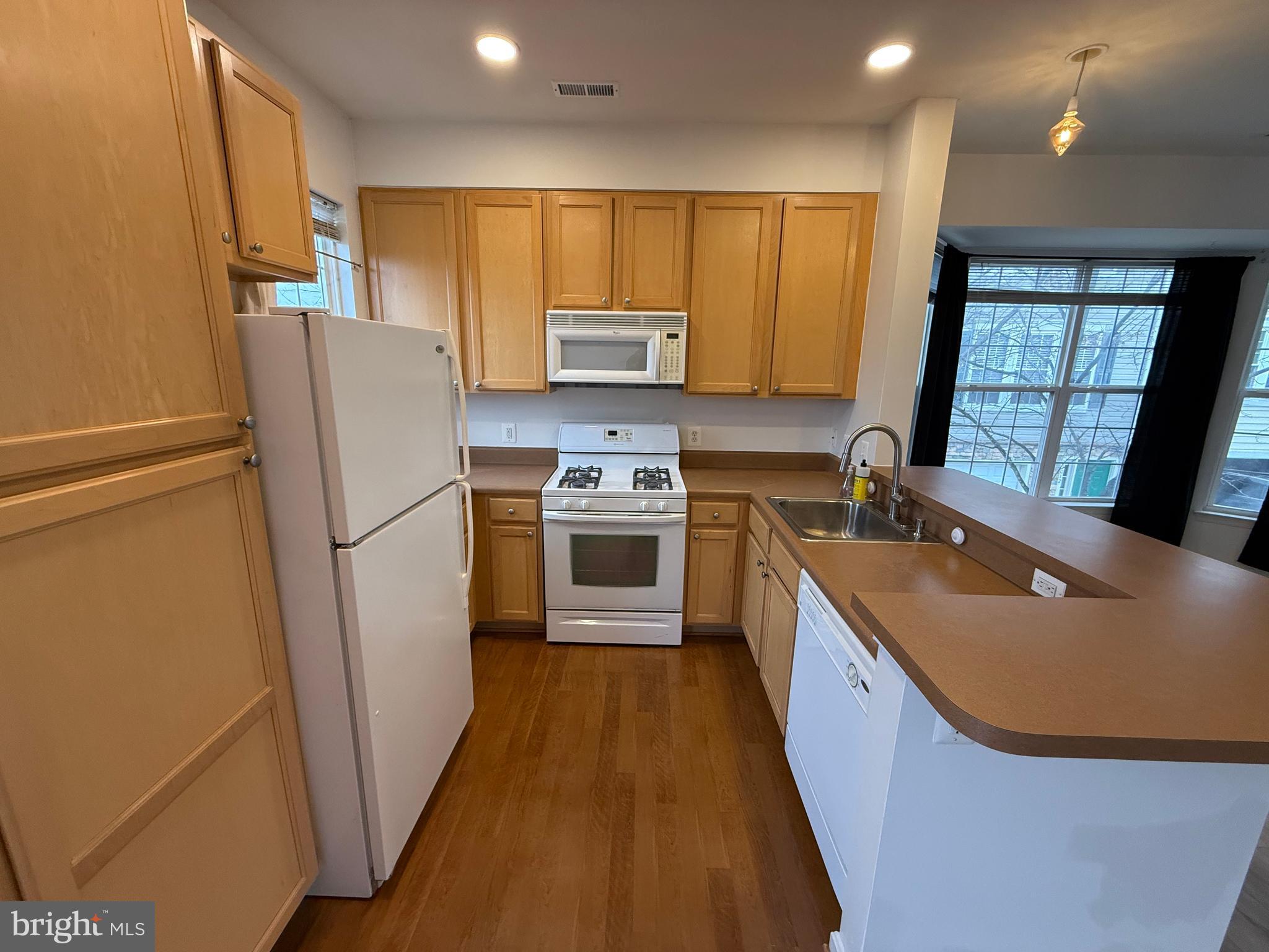 PARKSIDE AT DULLES - Residential Lease