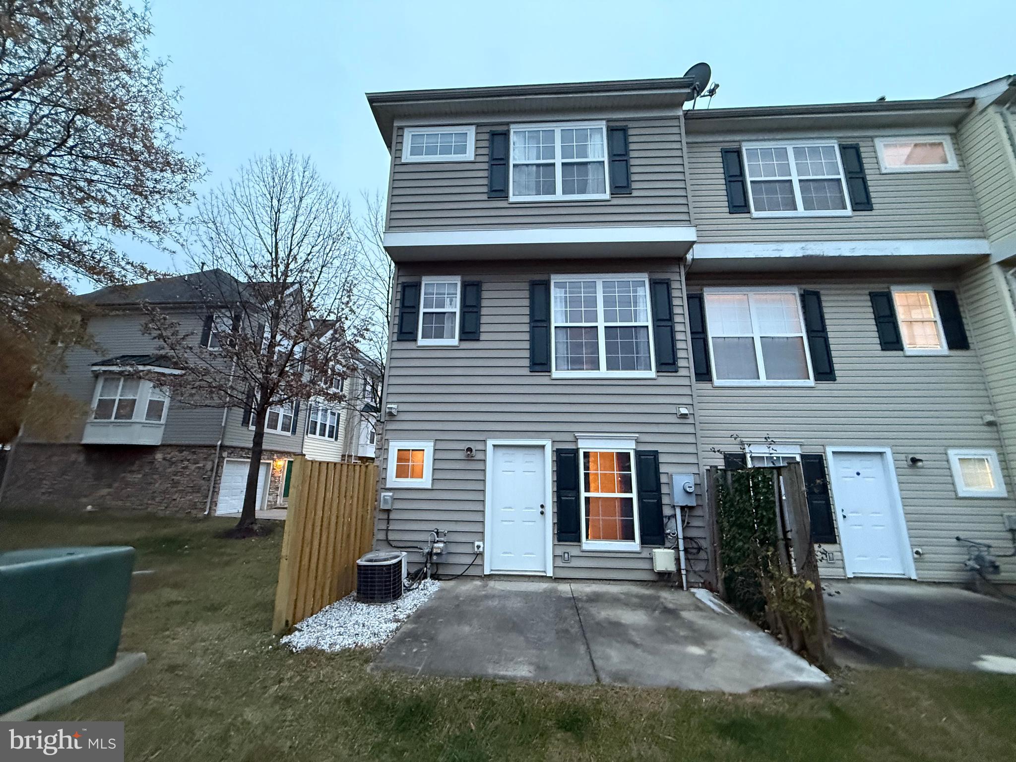 PARKSIDE AT DULLES - Residential Lease