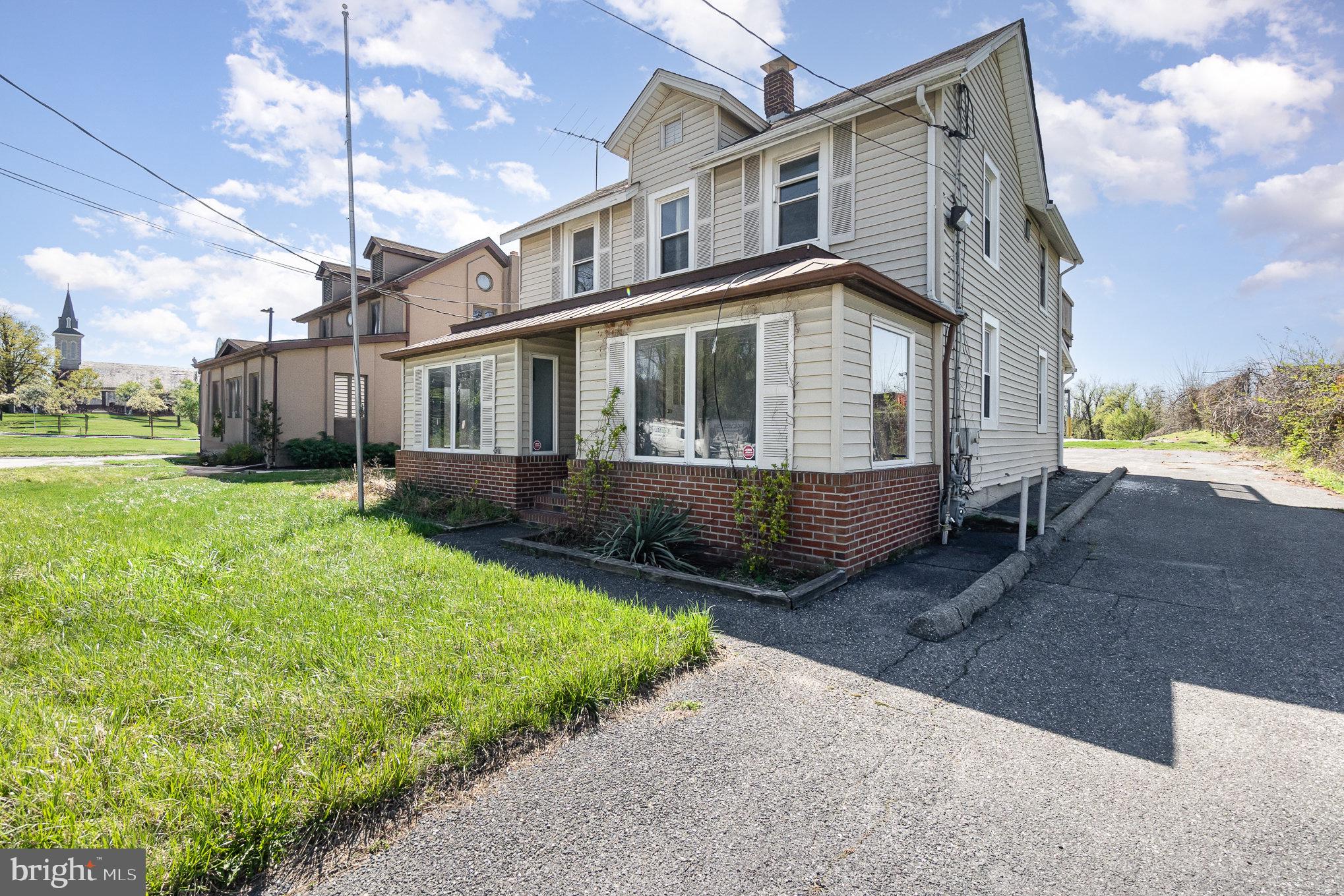 123 CHURCH LANE