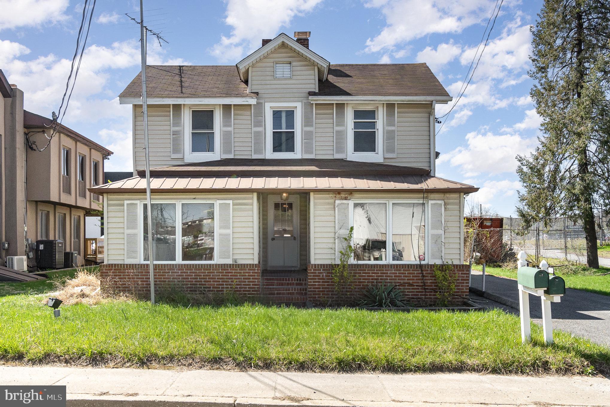 123 CHURCH LANE