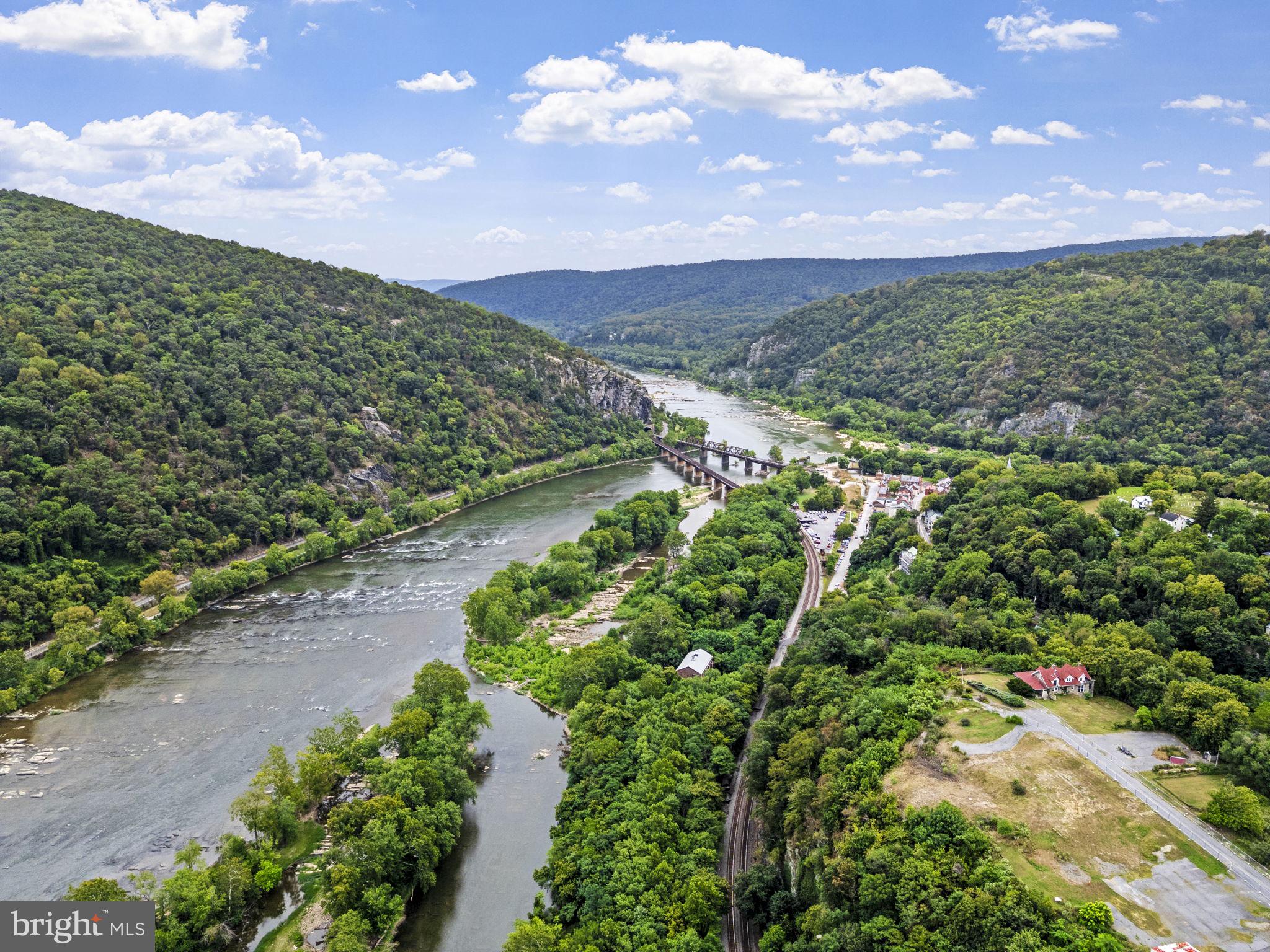 HISTORIC HARPERS FERRY - Residential