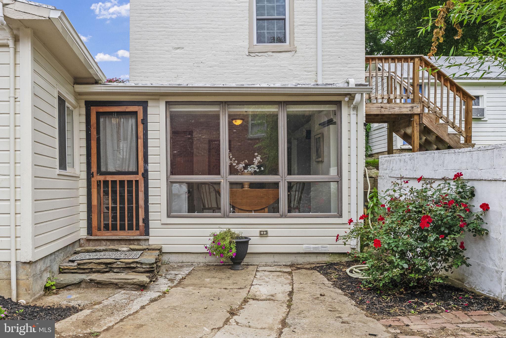 HISTORIC HARPERS FERRY - Residential