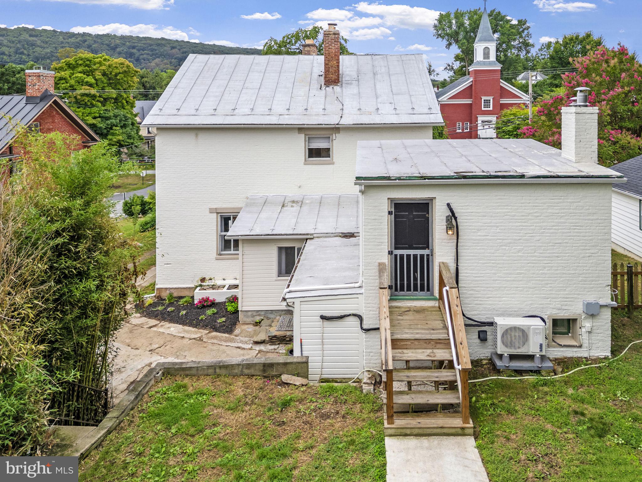 HISTORIC HARPERS FERRY - Residential