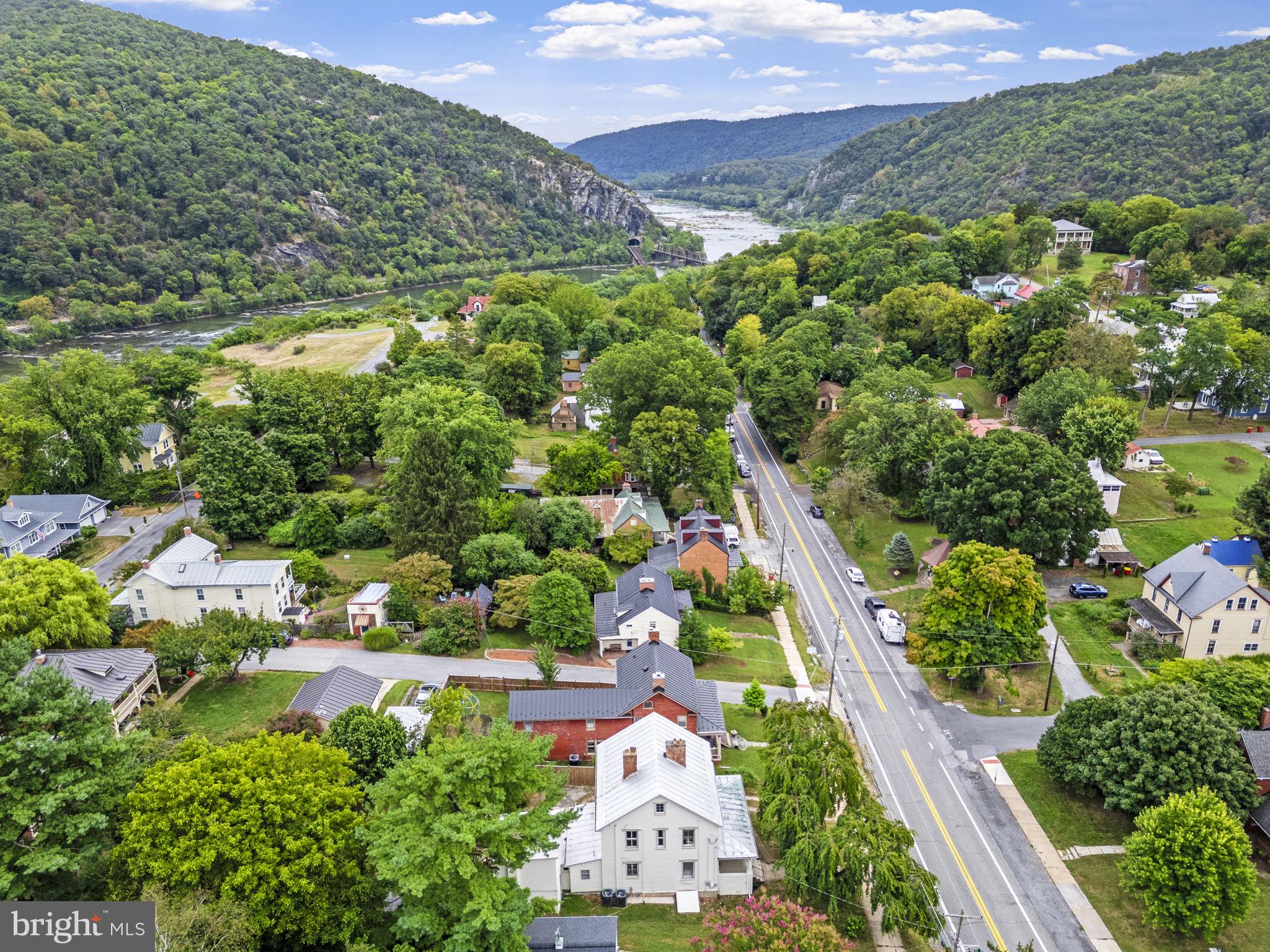HISTORIC HARPERS FERRY - Residential