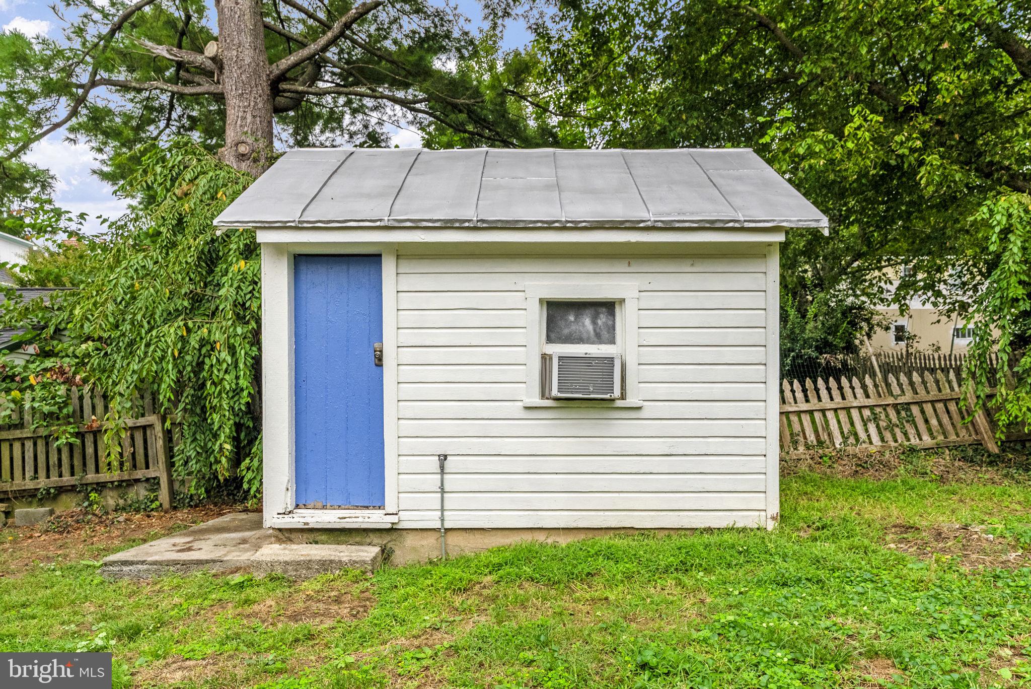 HISTORIC HARPERS FERRY - Residential