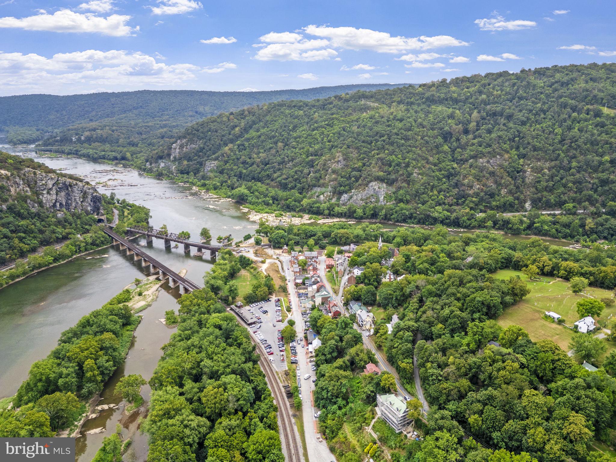 HISTORIC HARPERS FERRY - Residential