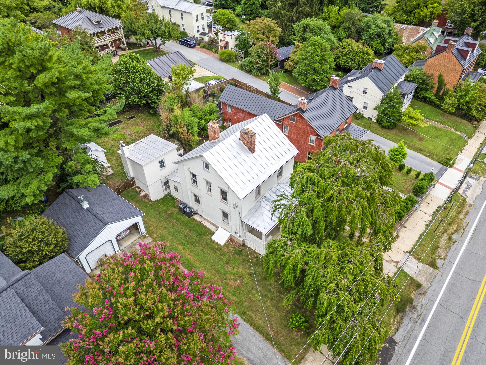 HISTORIC HARPERS FERRY - Residential