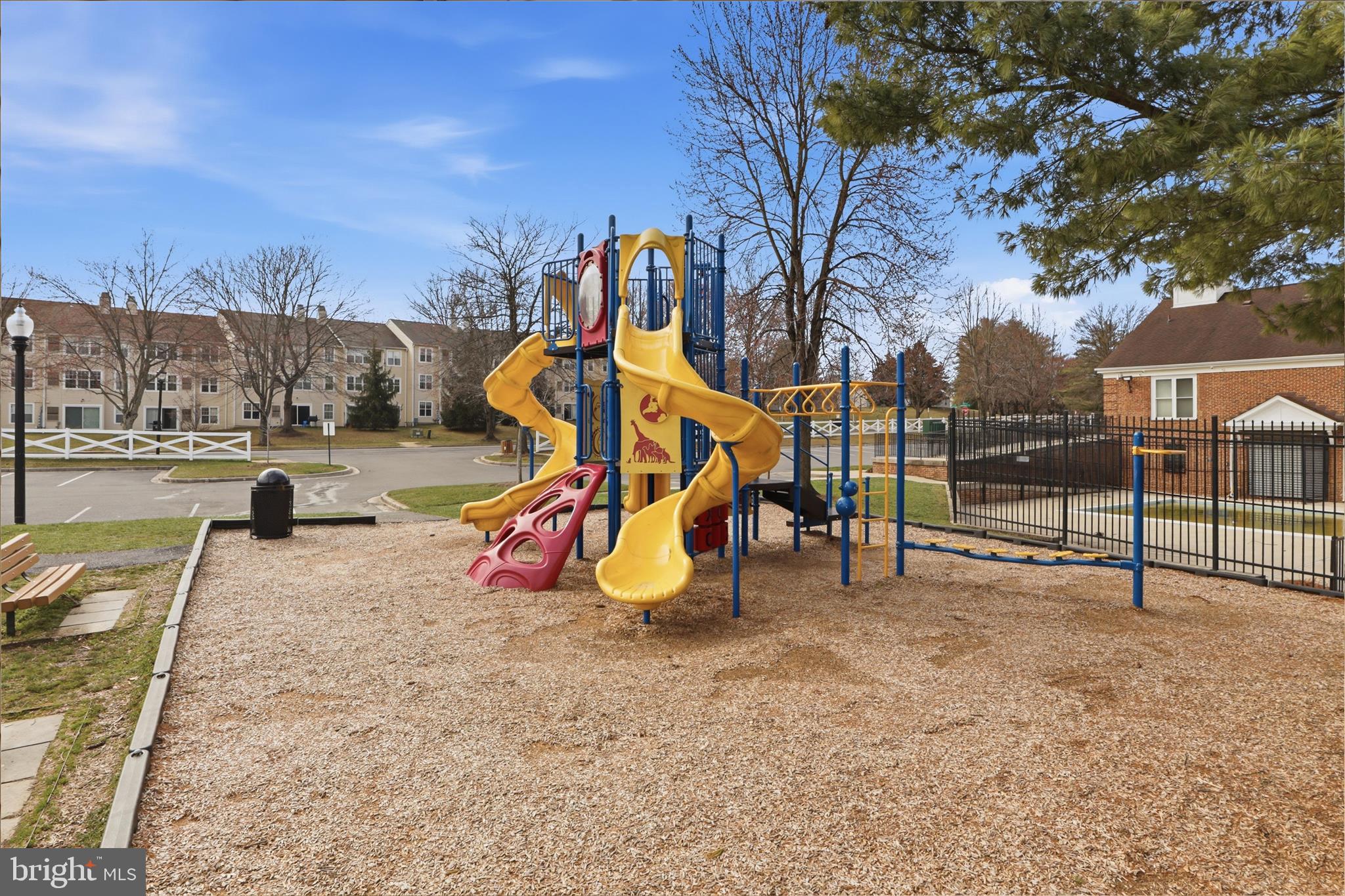 LONGMEAD CROSSING - Residential