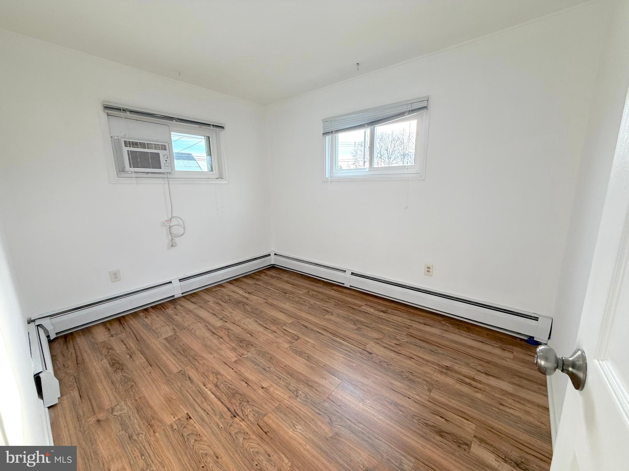 INDIAN CREEK - Residential