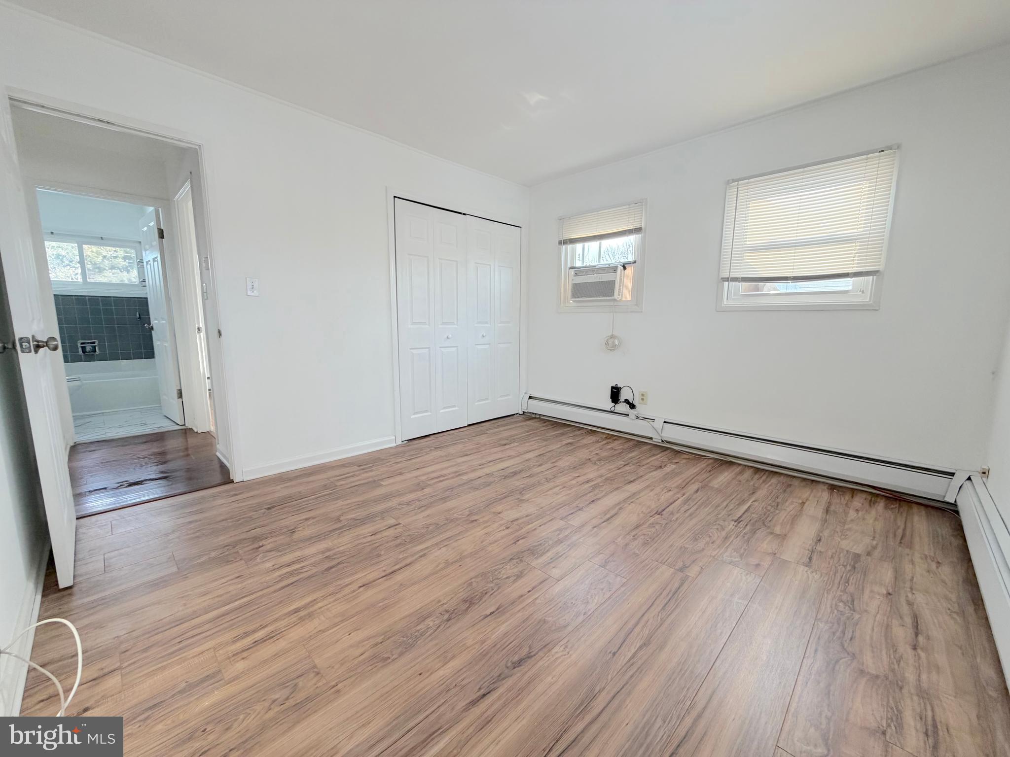 INDIAN CREEK - Residential