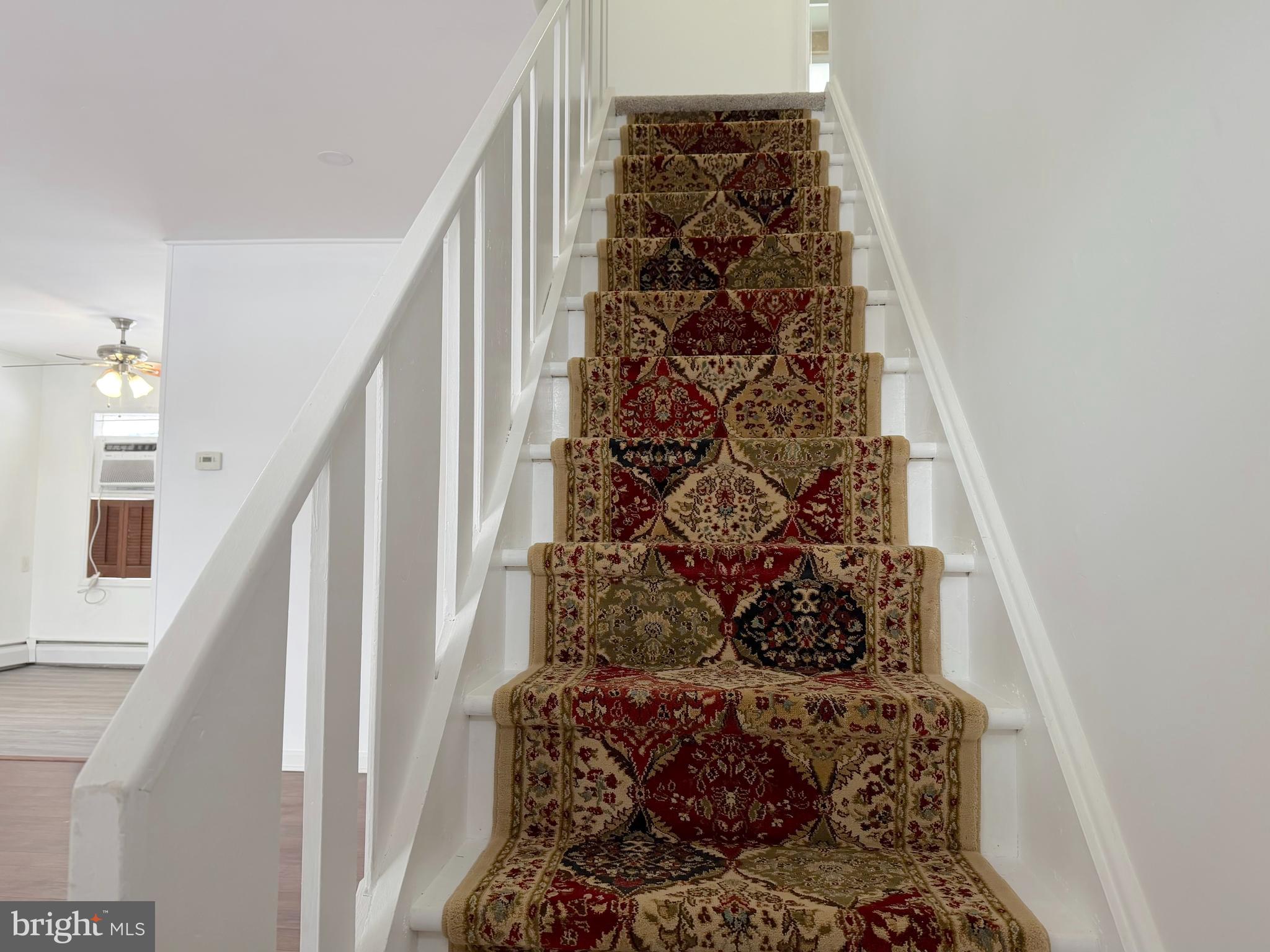 INDIAN CREEK - Residential