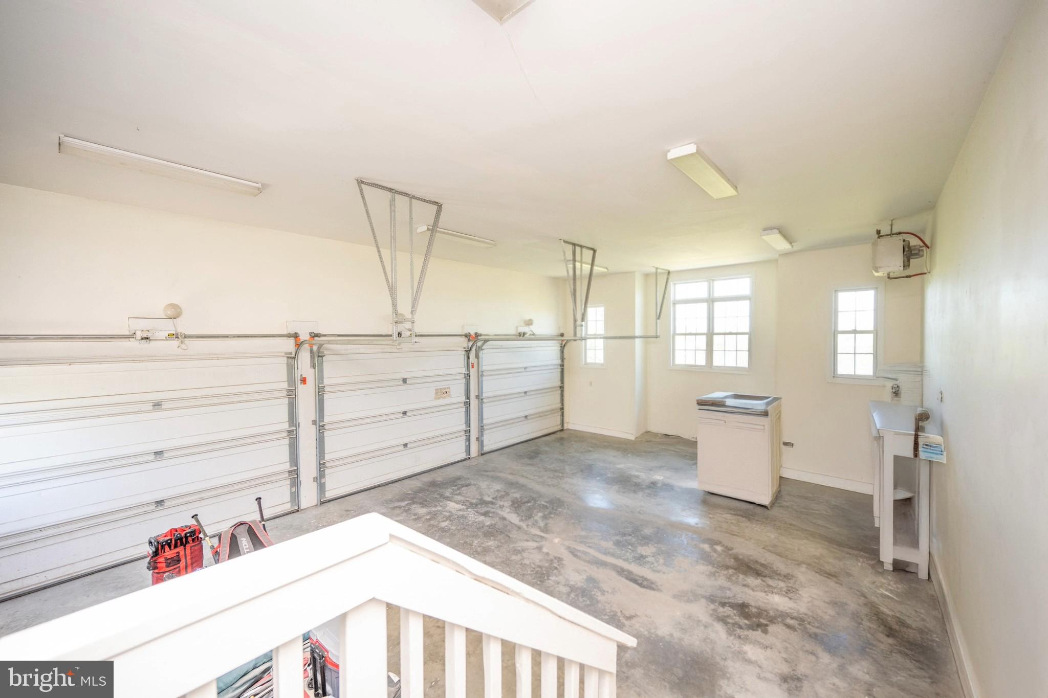 MEADOW LAKE ESTATES - Residential