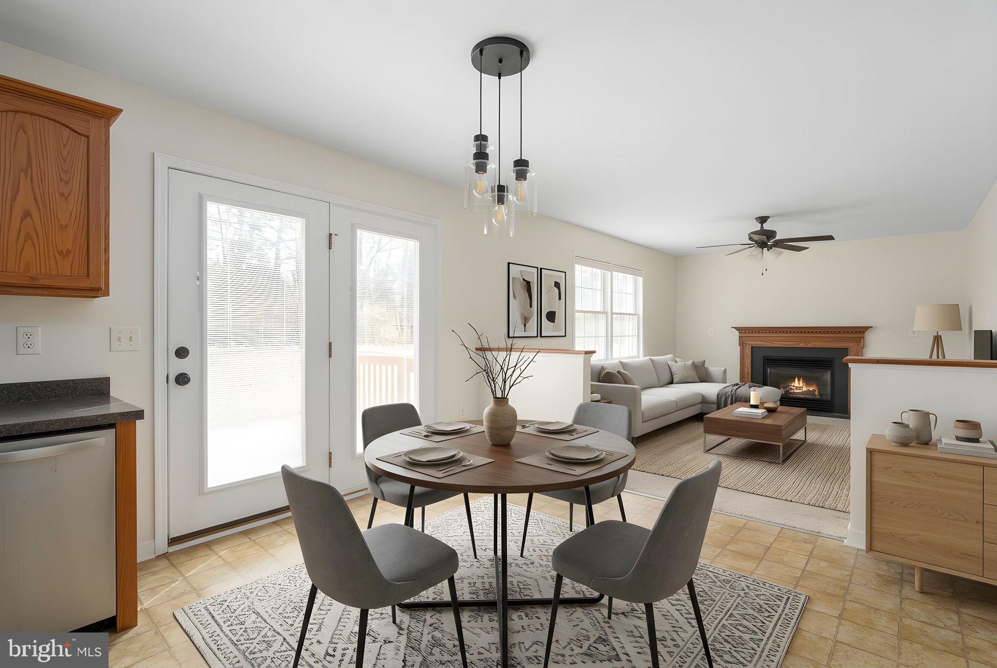 LAKE CAROLINE - Residential