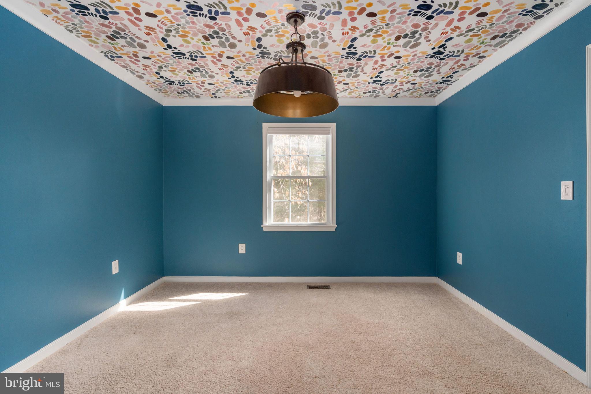 LAKE CAROLINE - Residential