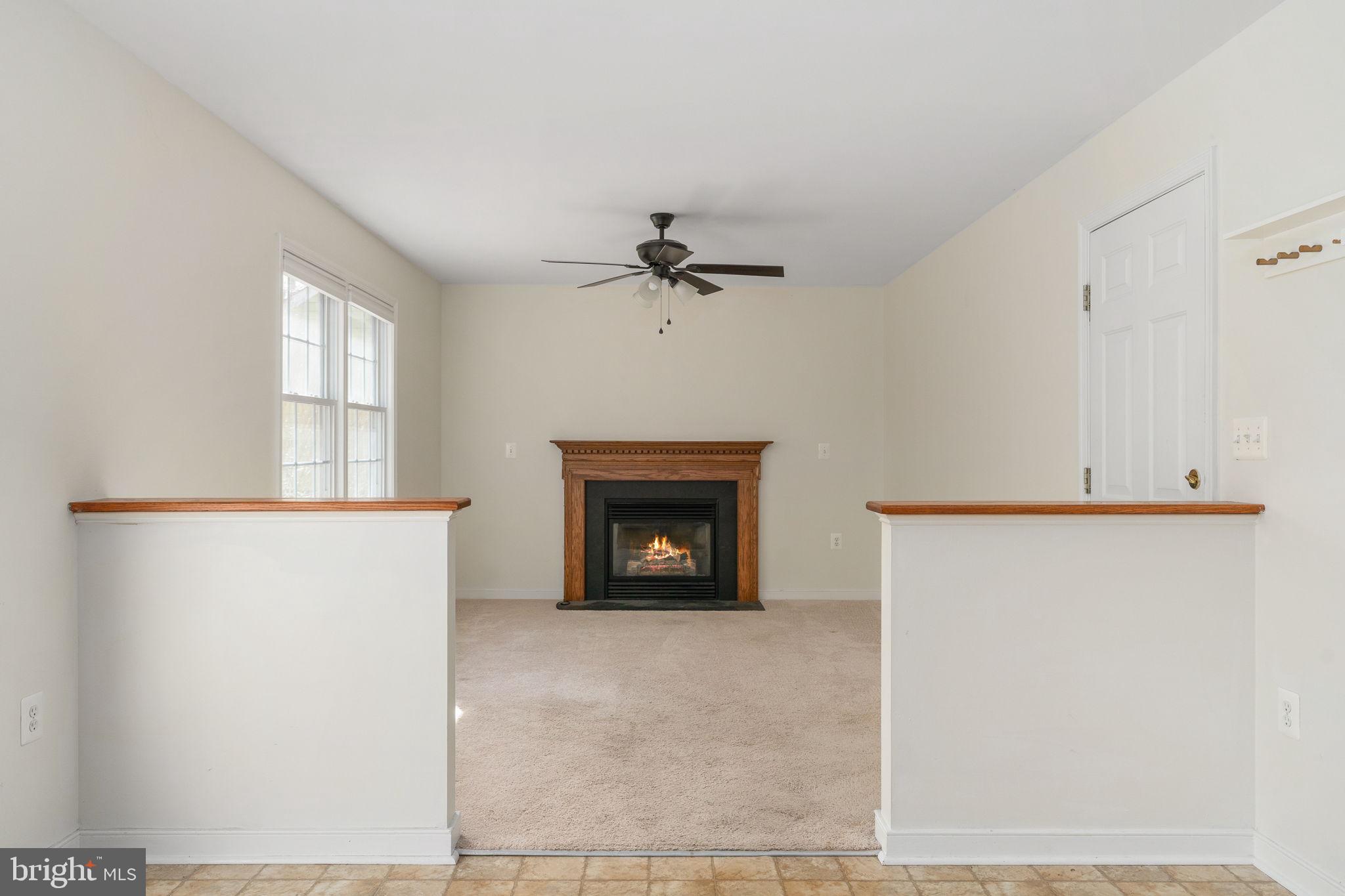 LAKE CAROLINE - Residential