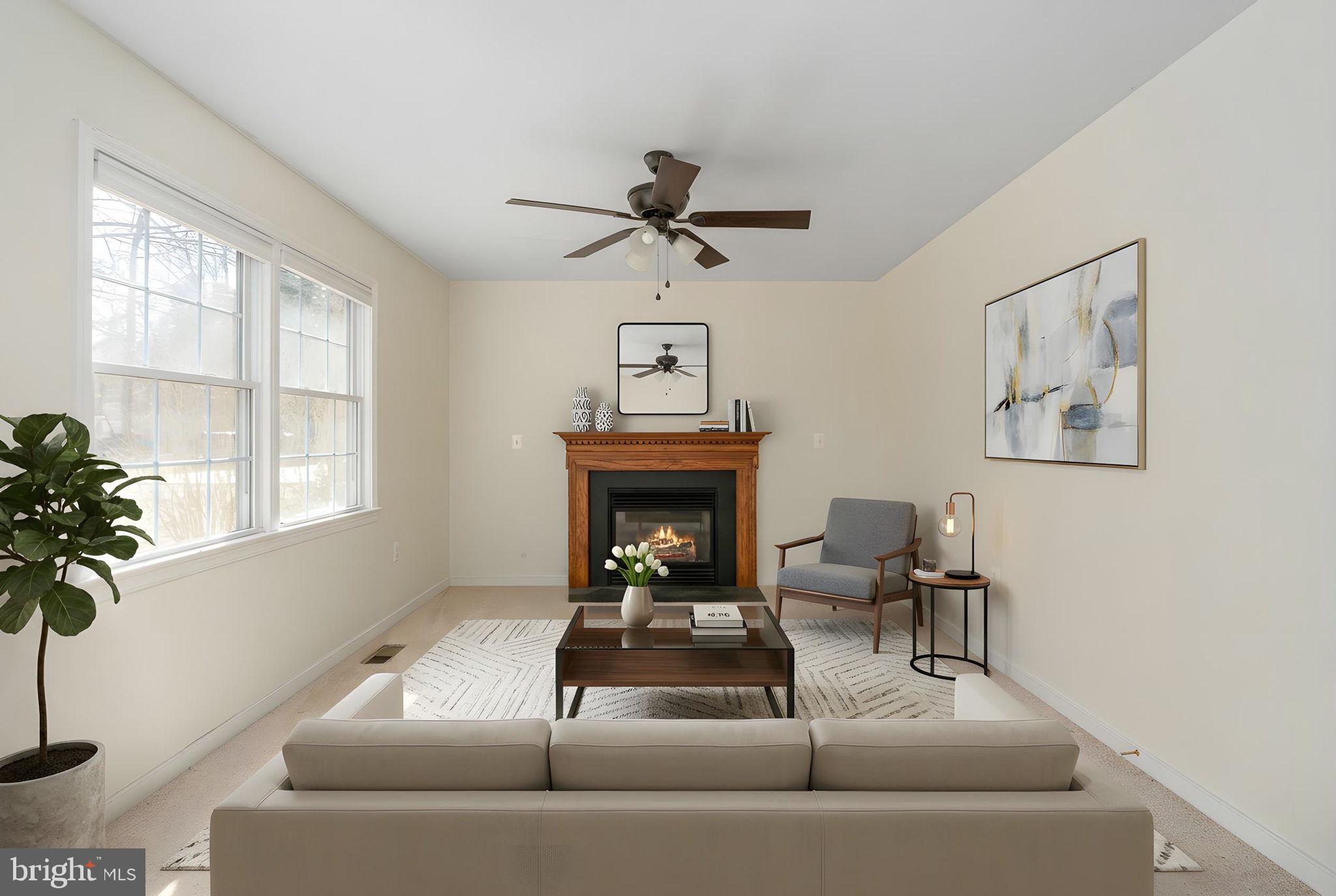 LAKE CAROLINE - Residential