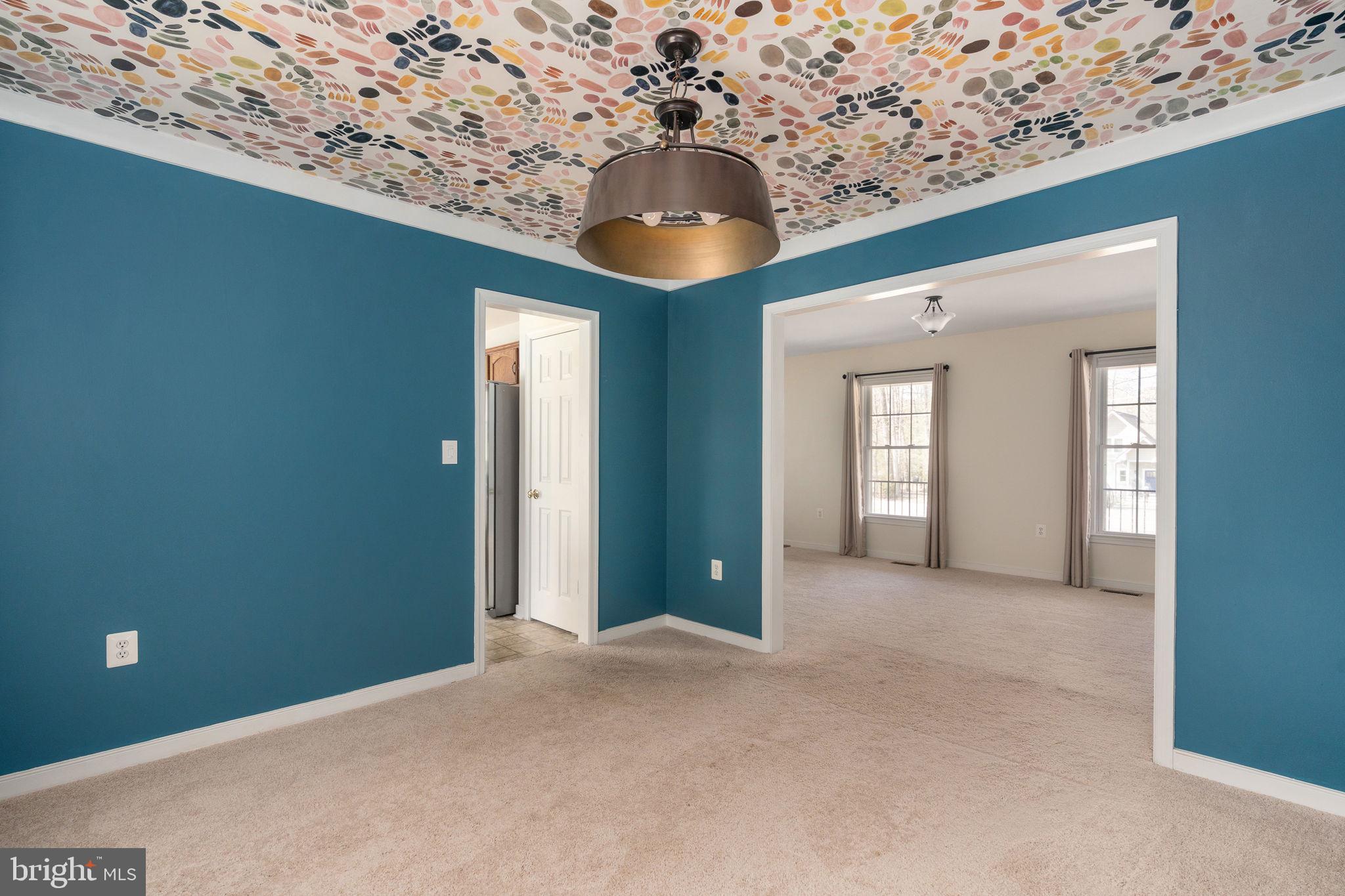 LAKE CAROLINE - Residential