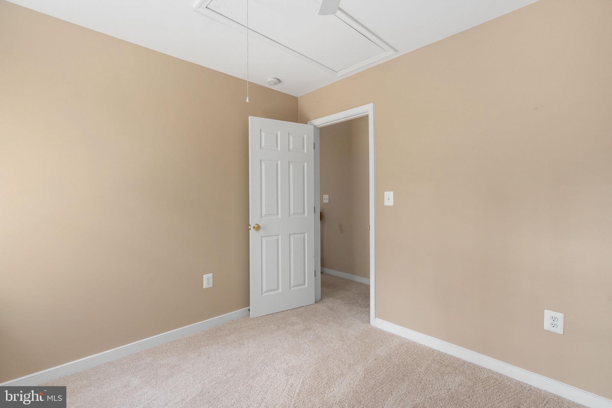 LAKE CAROLINE - Residential