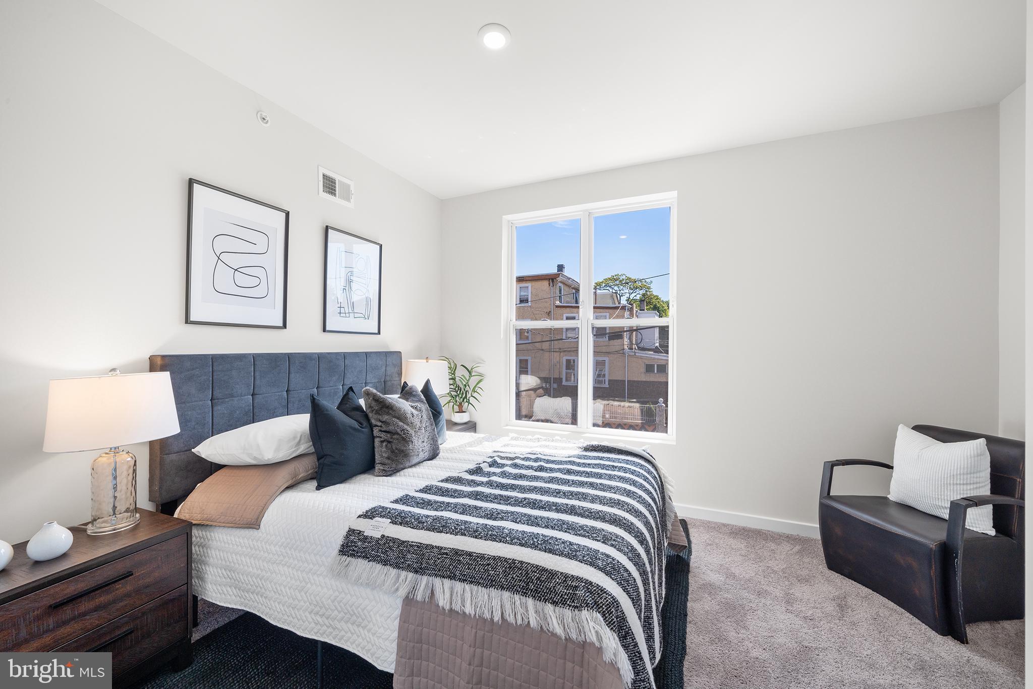 PHILADELPHIA - Residential