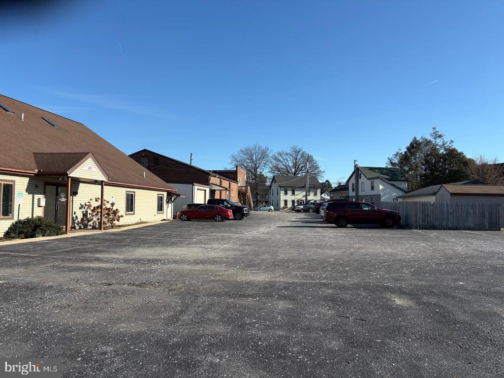 Photo of 5984 Main Street, EAST PETERSBURG, PA 17520 (MLS # PALA2093038)