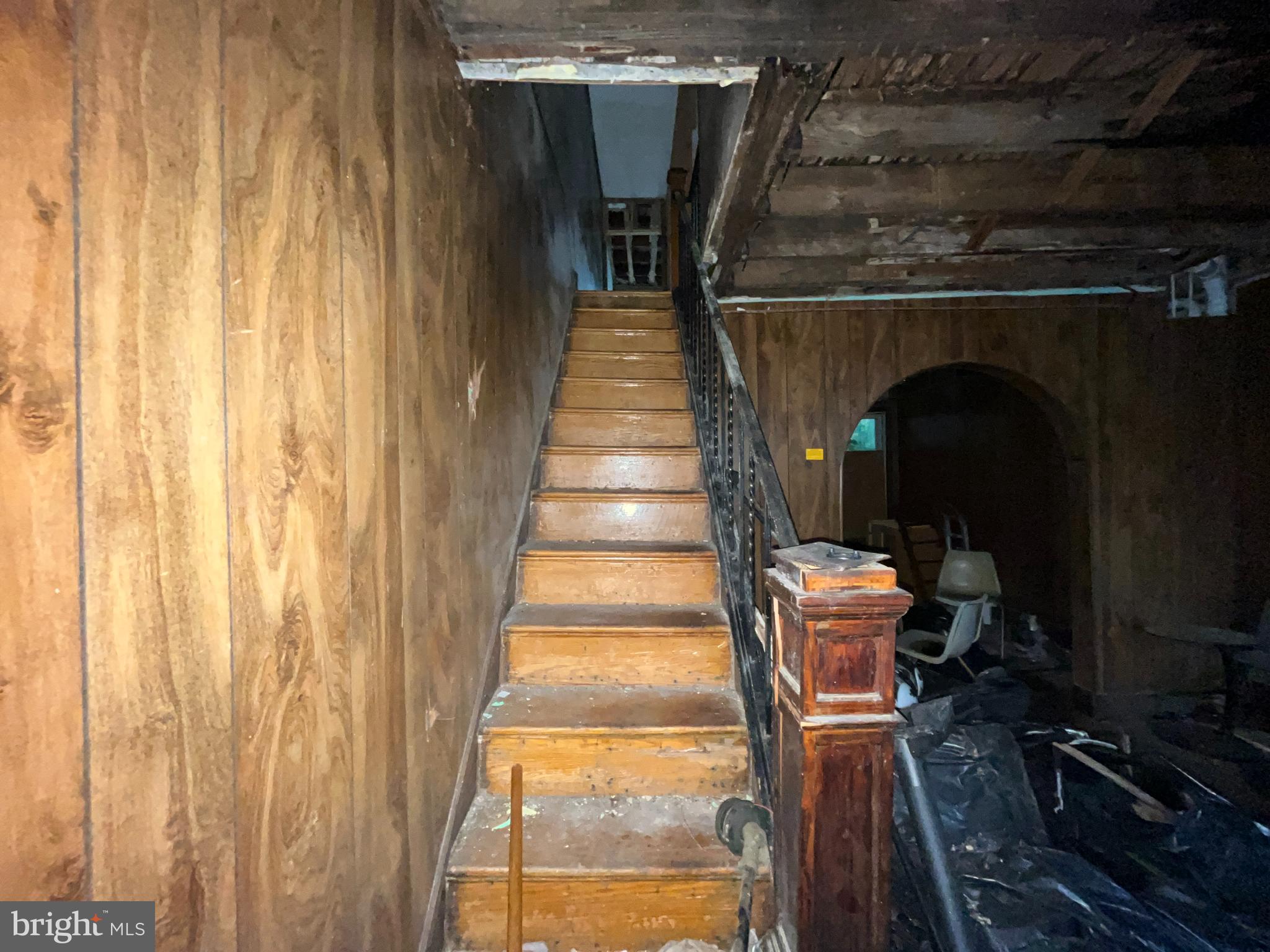 MILL HILL - Residential