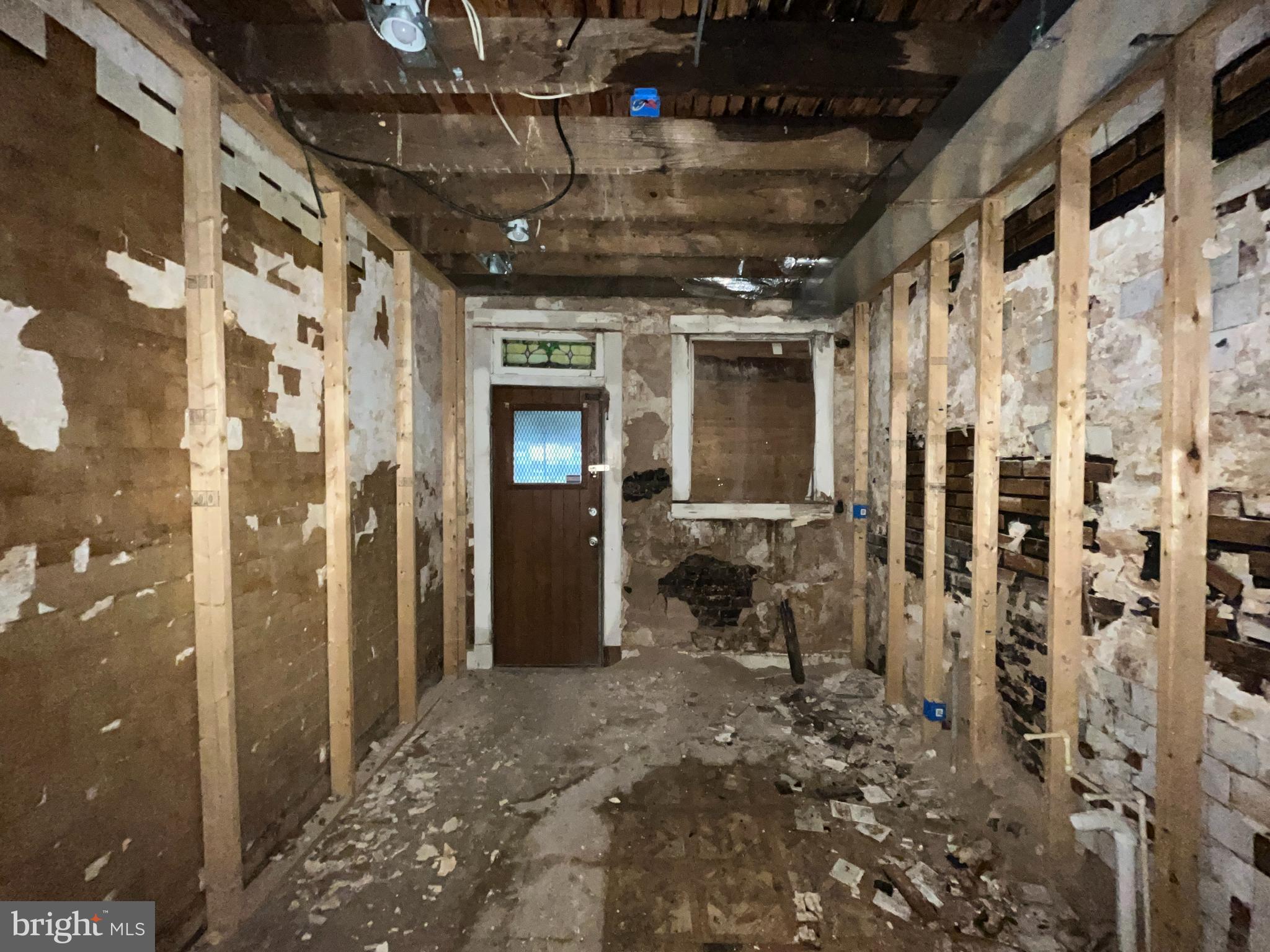 MILL HILL - Residential