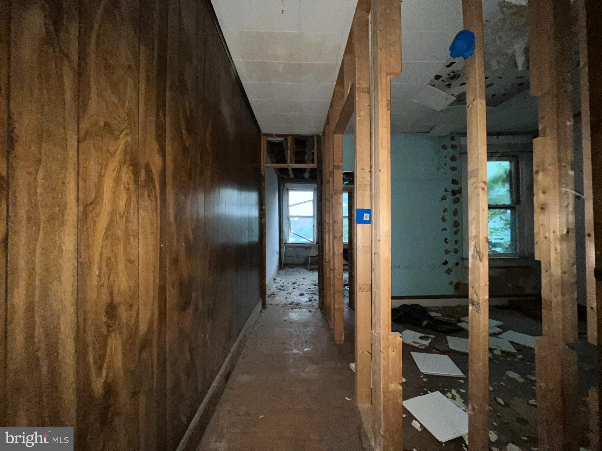 MILL HILL - Residential