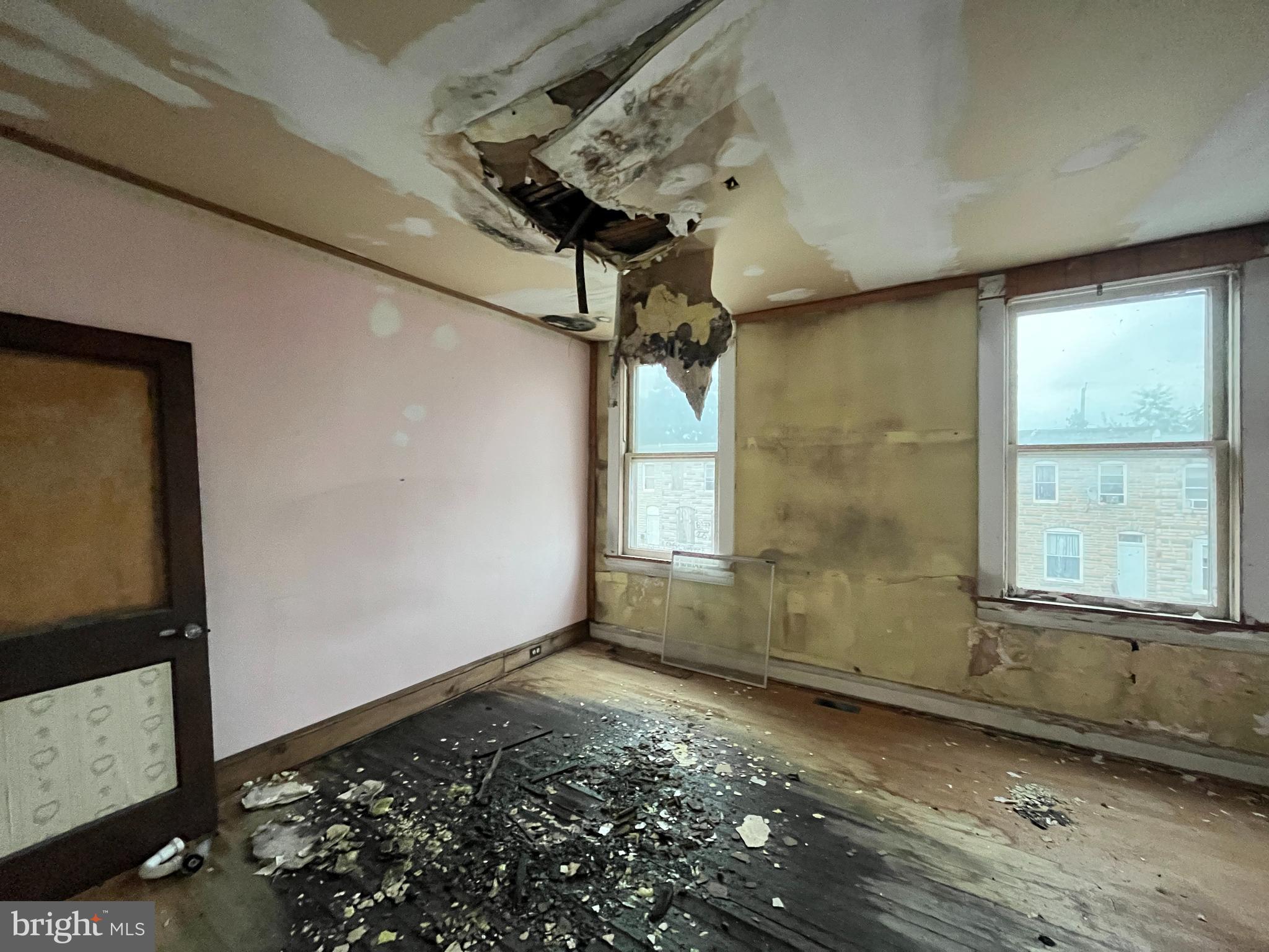 MILL HILL - Residential