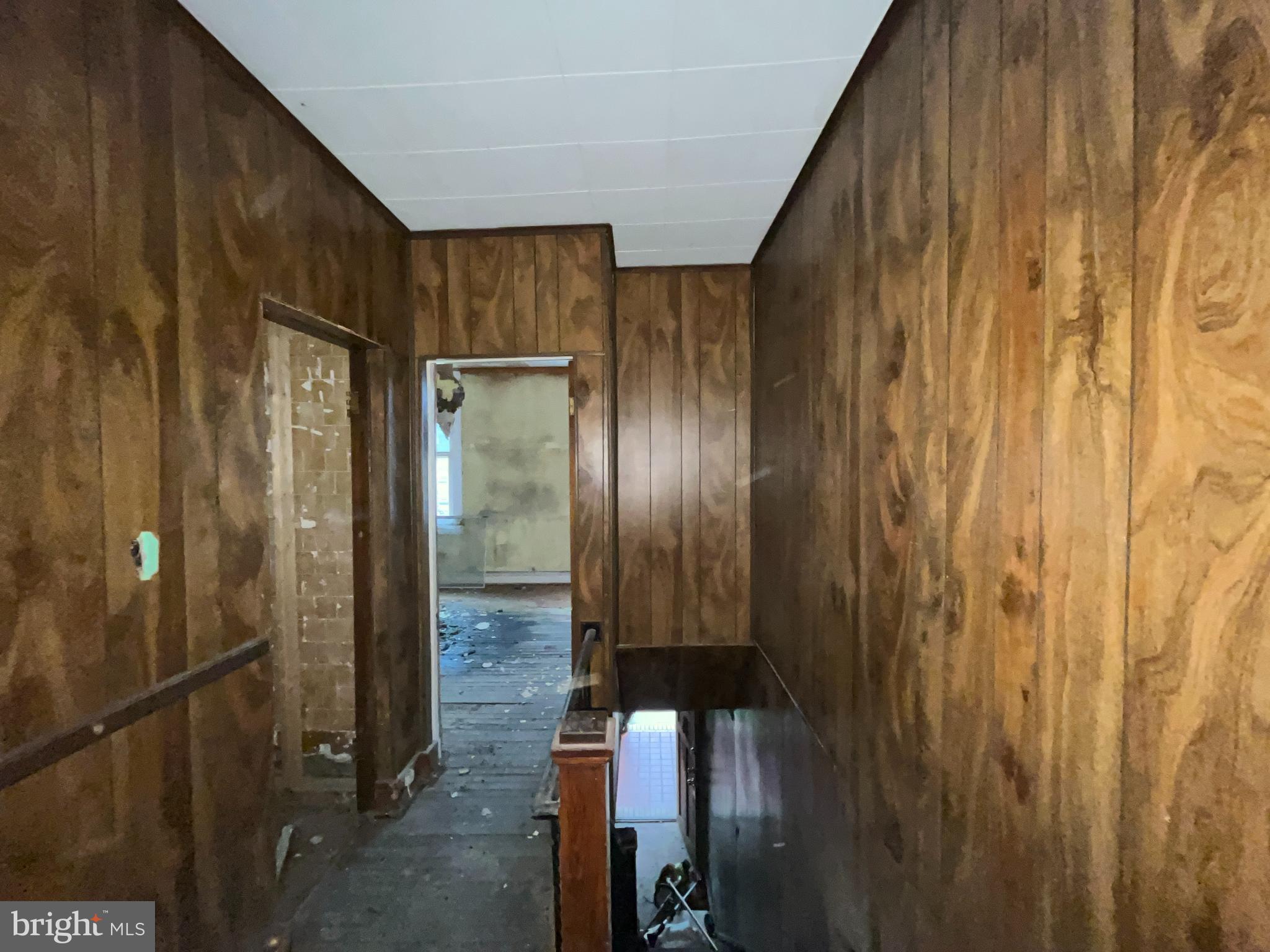 MILL HILL - Residential