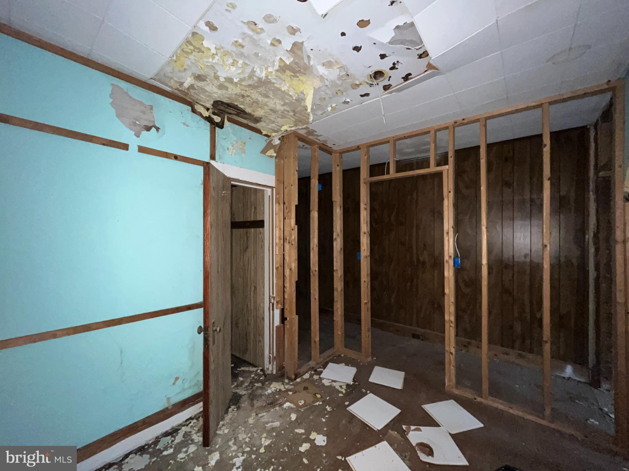 MILL HILL - Residential