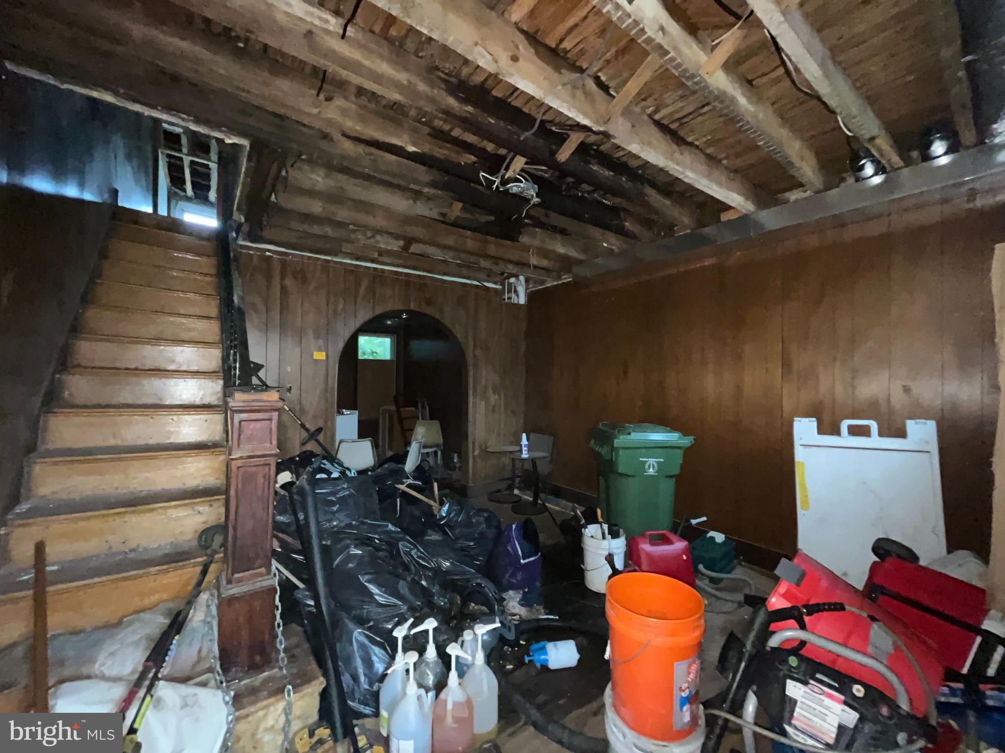 MILL HILL - Residential