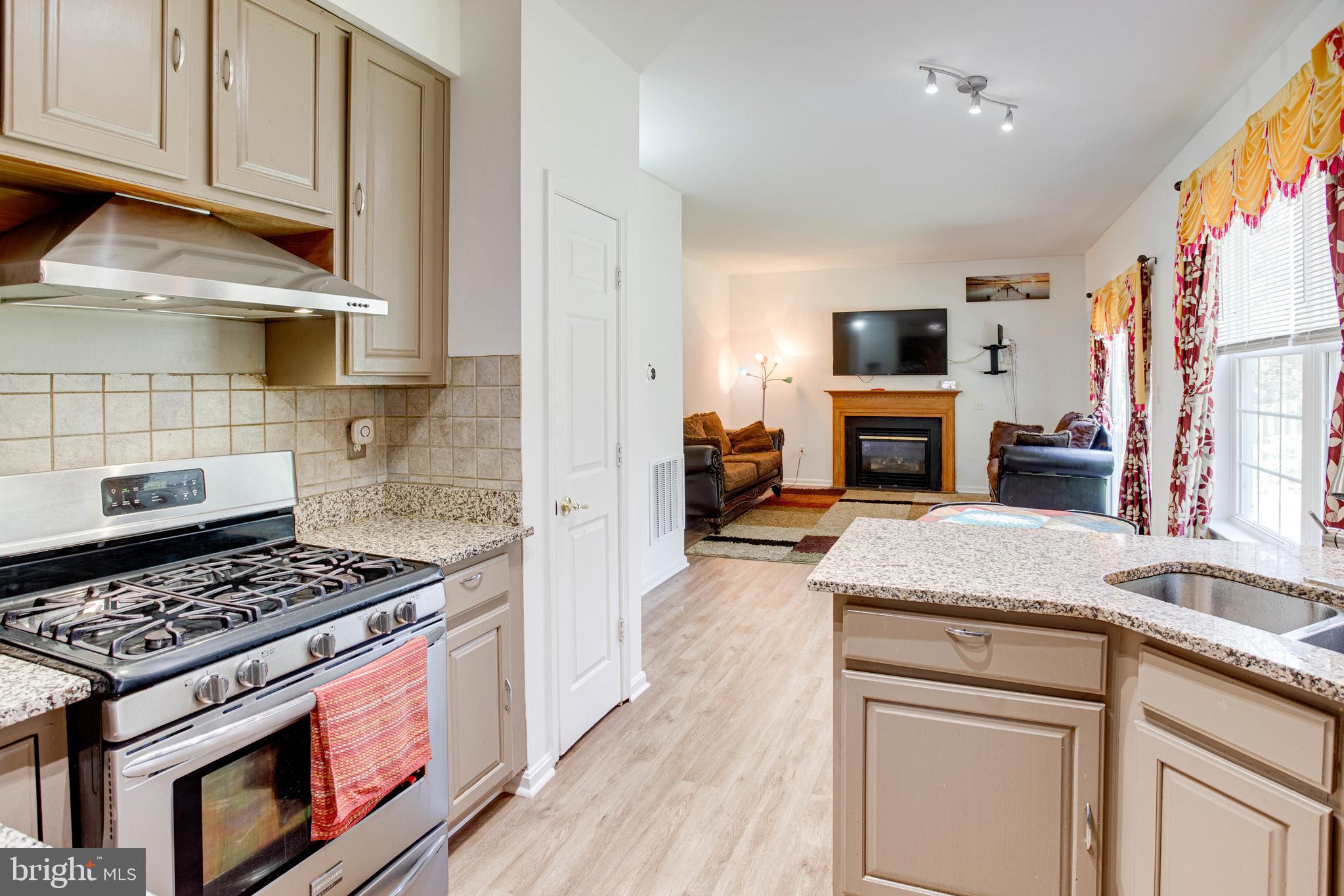 DALE CITY - Residential