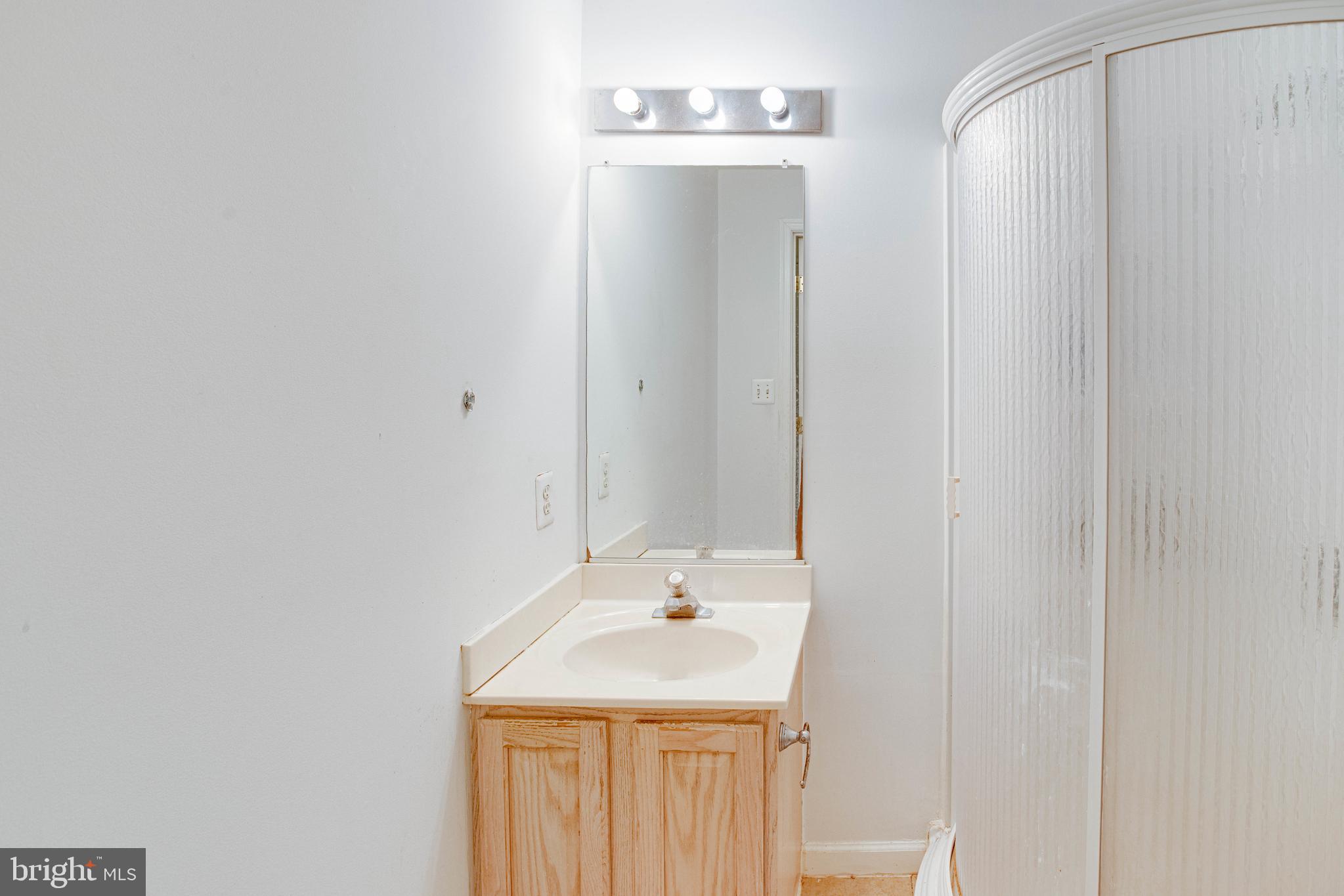 DALE CITY - Residential