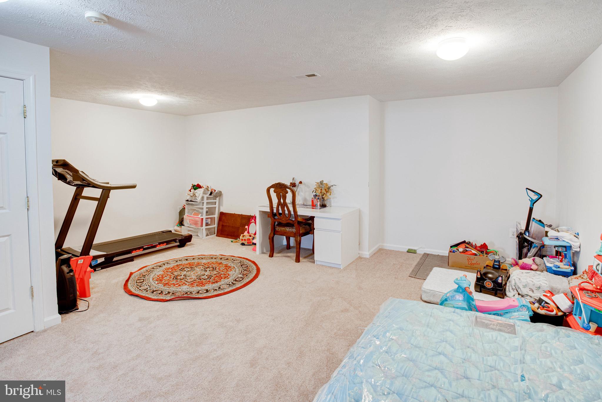 DALE CITY - Residential