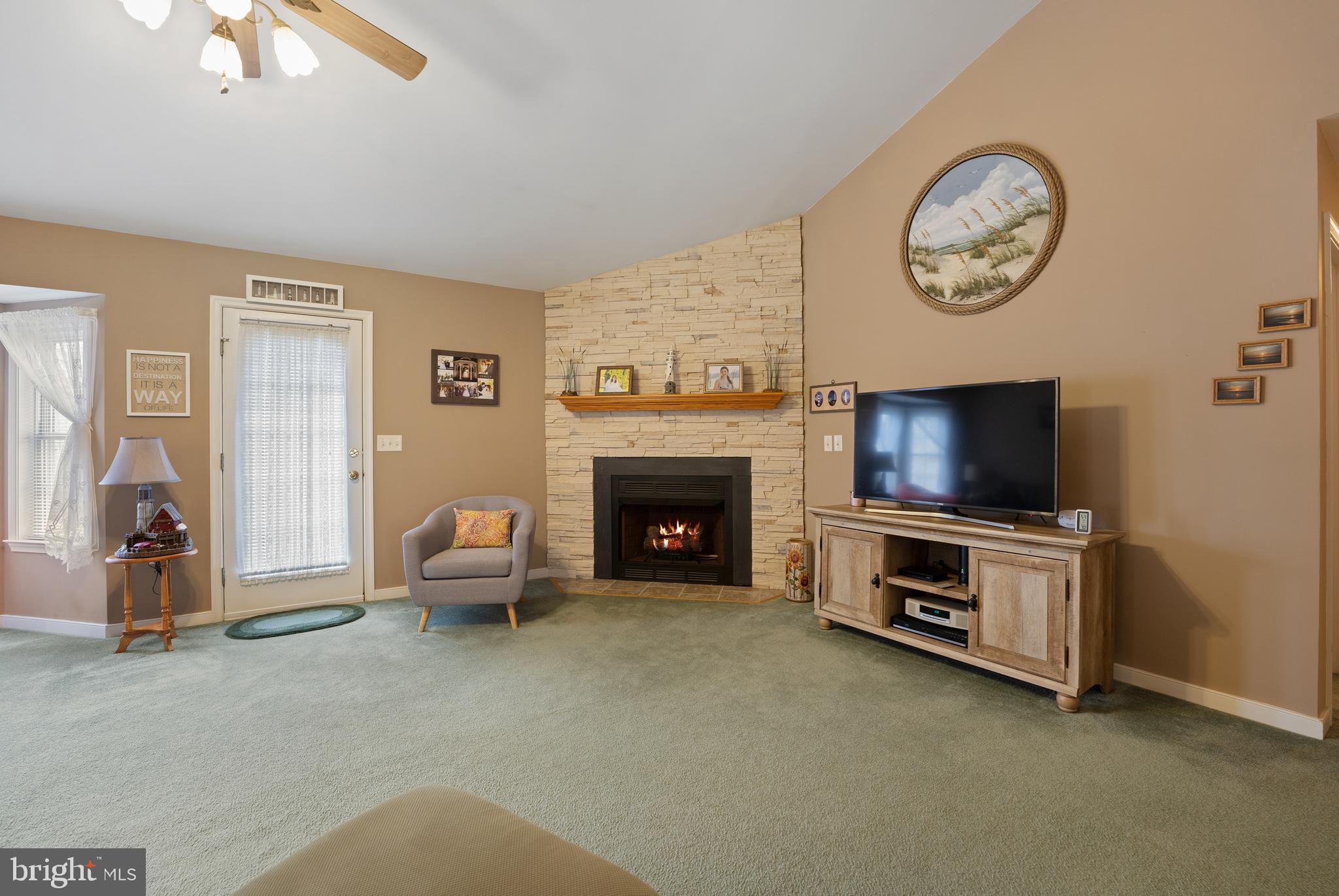 INDIAN KNOLLS - Residential