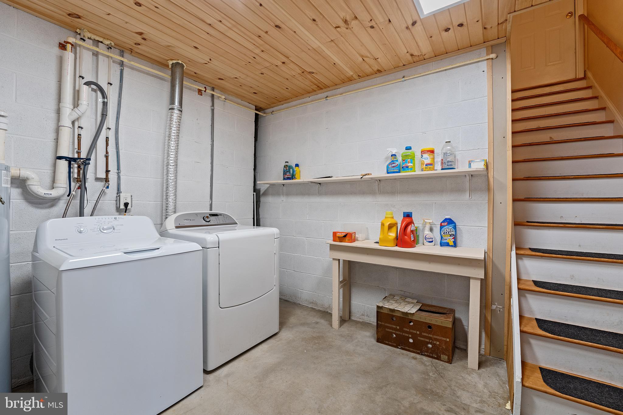 INDIAN KNOLLS - Residential