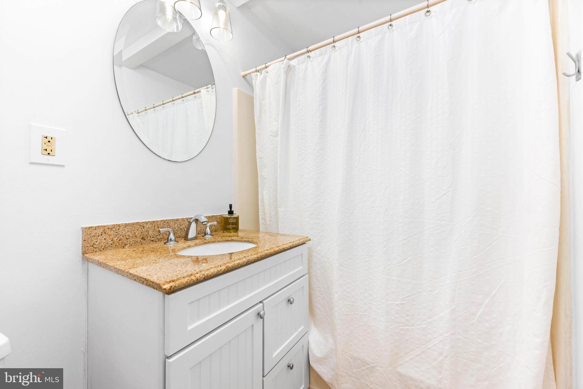 HILLSMERE ESTATES - Residential