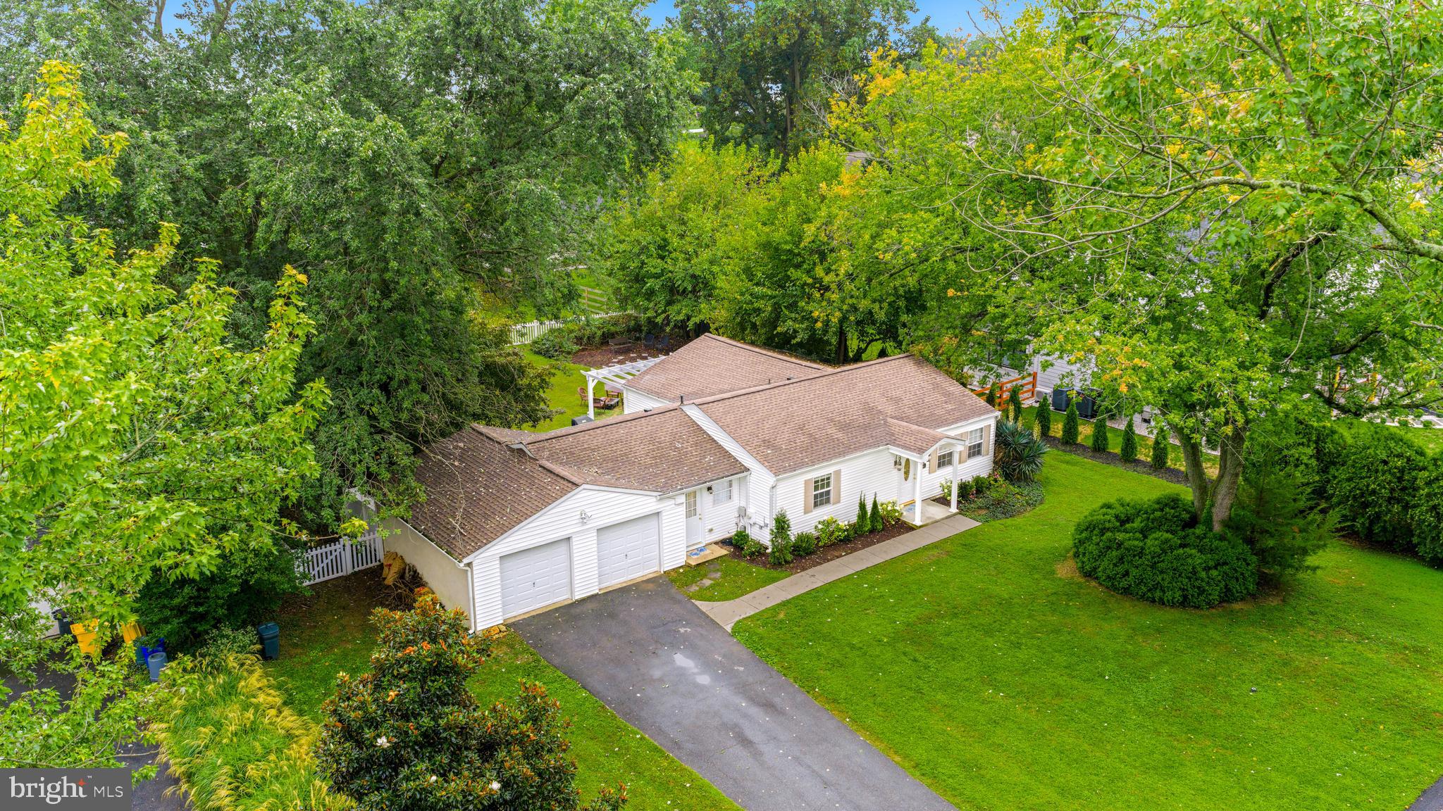 HILLSMERE ESTATES - Residential