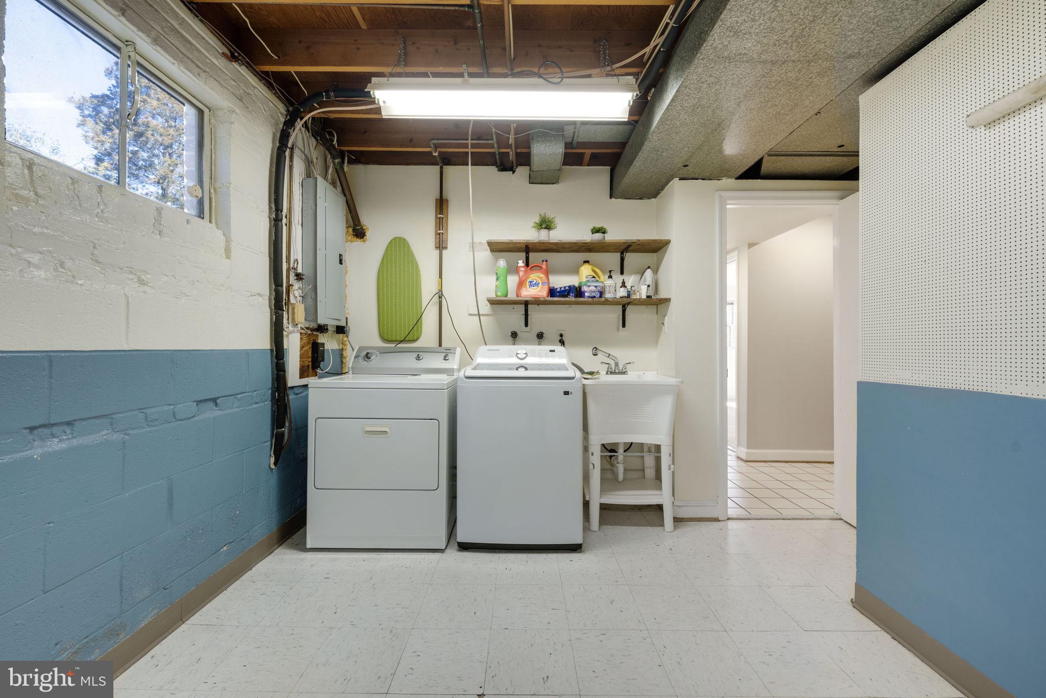 BUSH HILL WOODS - Residential