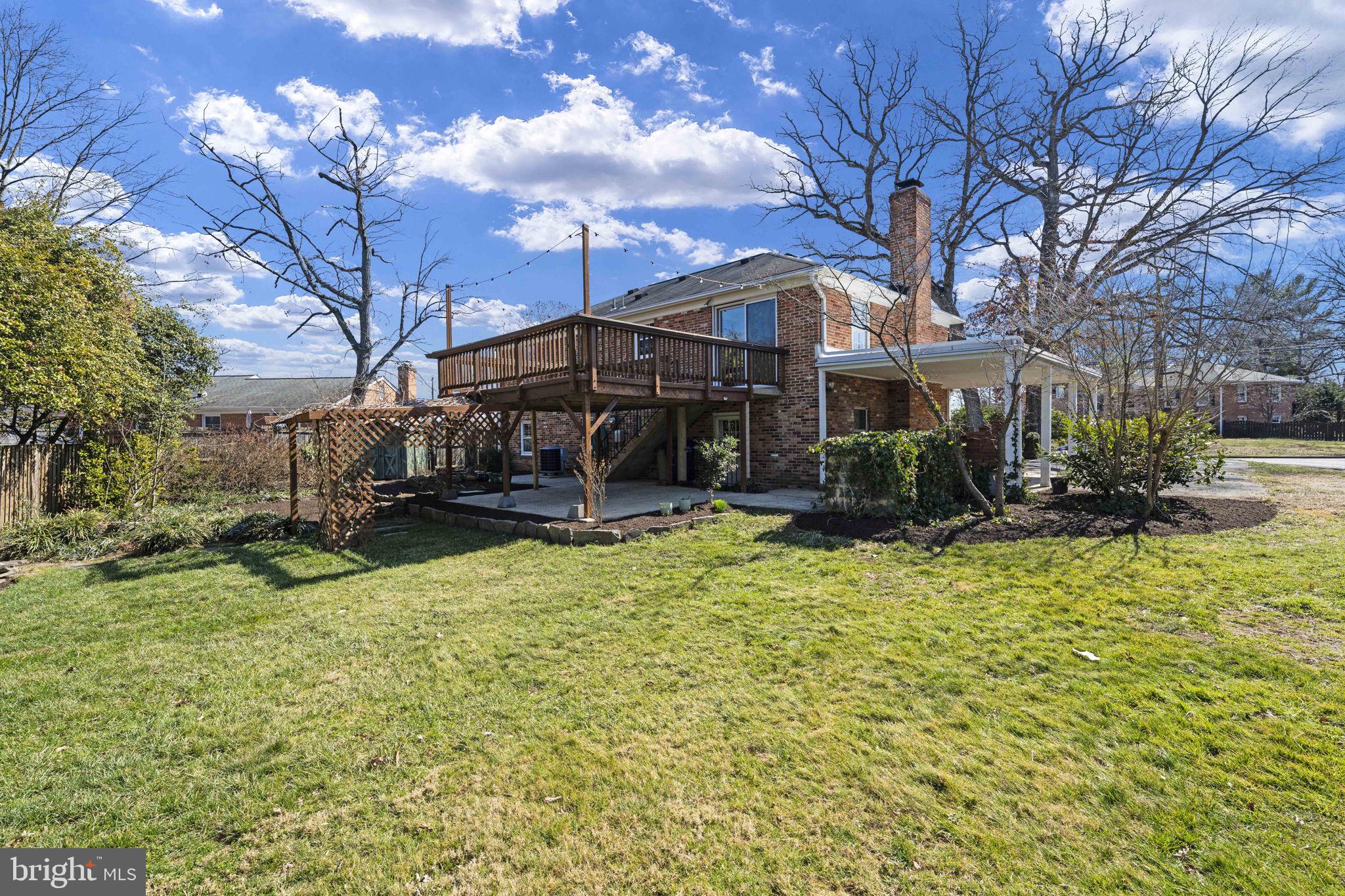 BUSH HILL WOODS - Residential