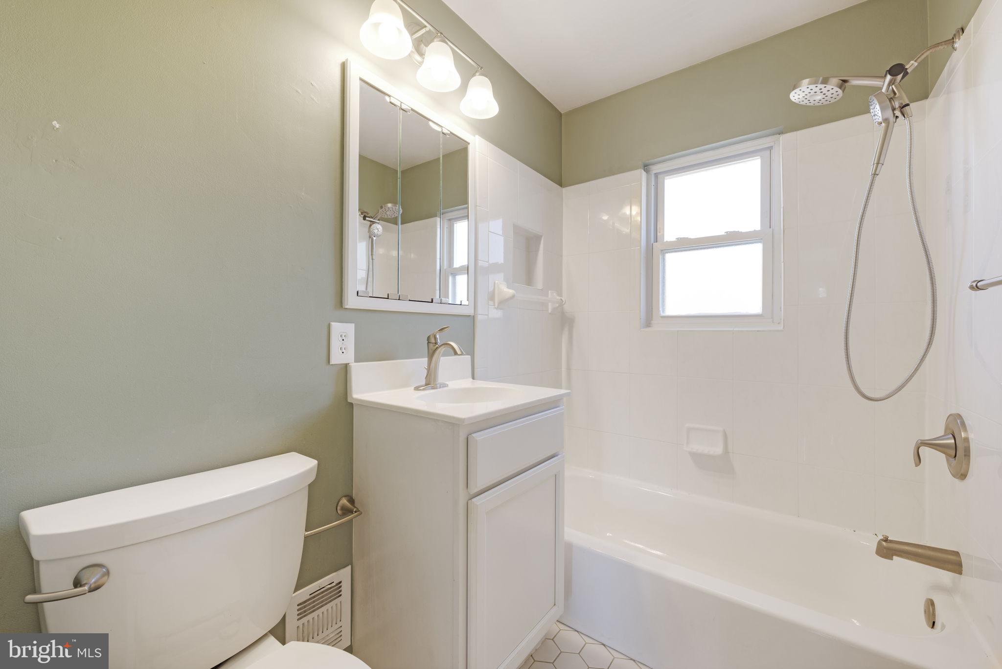 BUSH HILL WOODS - Residential